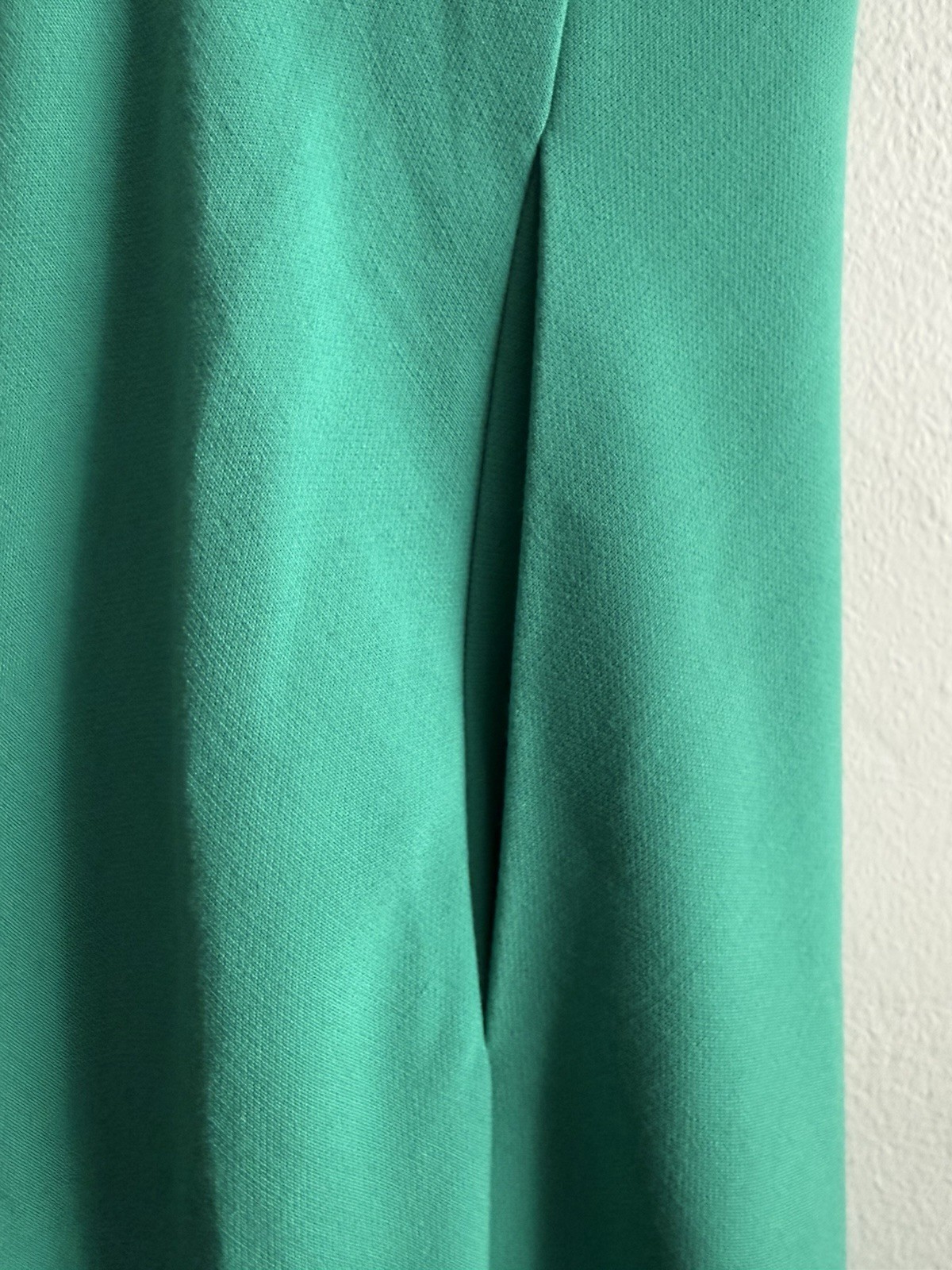 Chelsea 28 Green Solid Round Neck Pleated Pocket Knit Long Maxi gown XXS