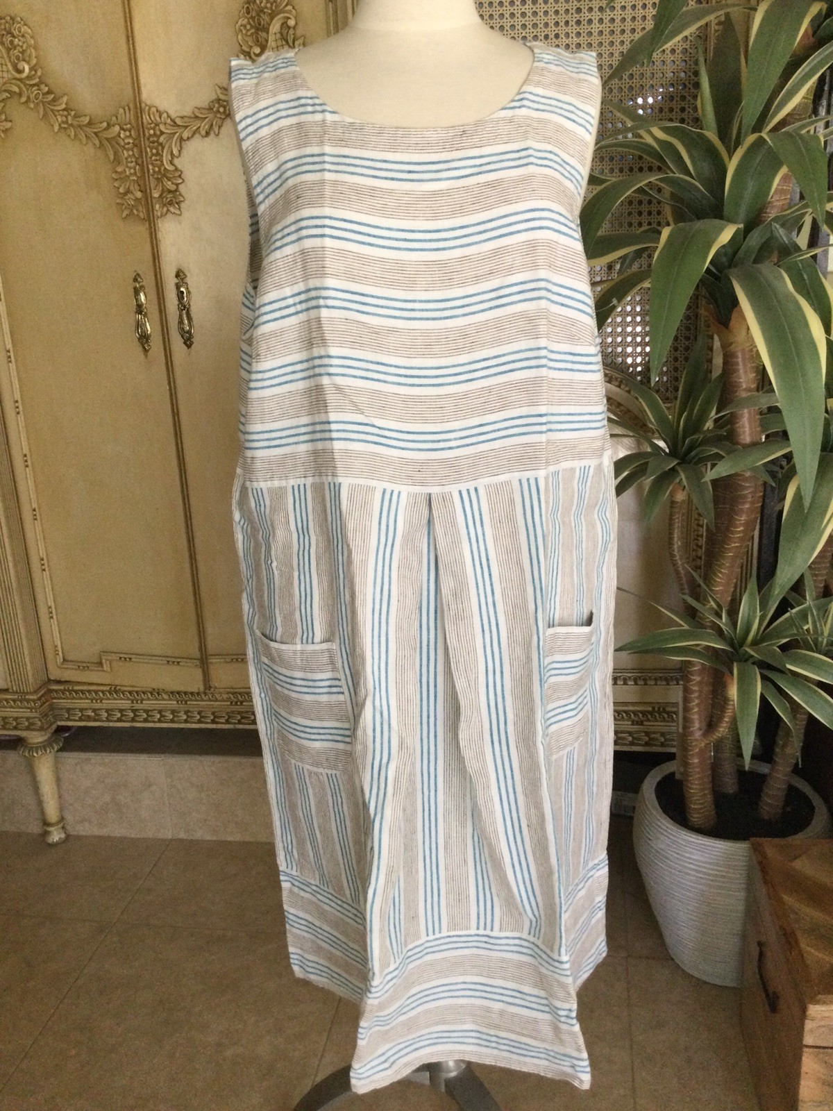 J.Jill Women 100% Linen sleeveless summer dress White/Blue/Beige stripes size XL