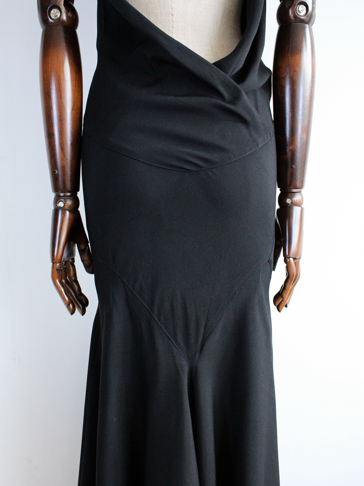 John Galliano Autumn/Winter 1988 ‘Hairclips’ Runway Black Bias Cut Crêpe Gown