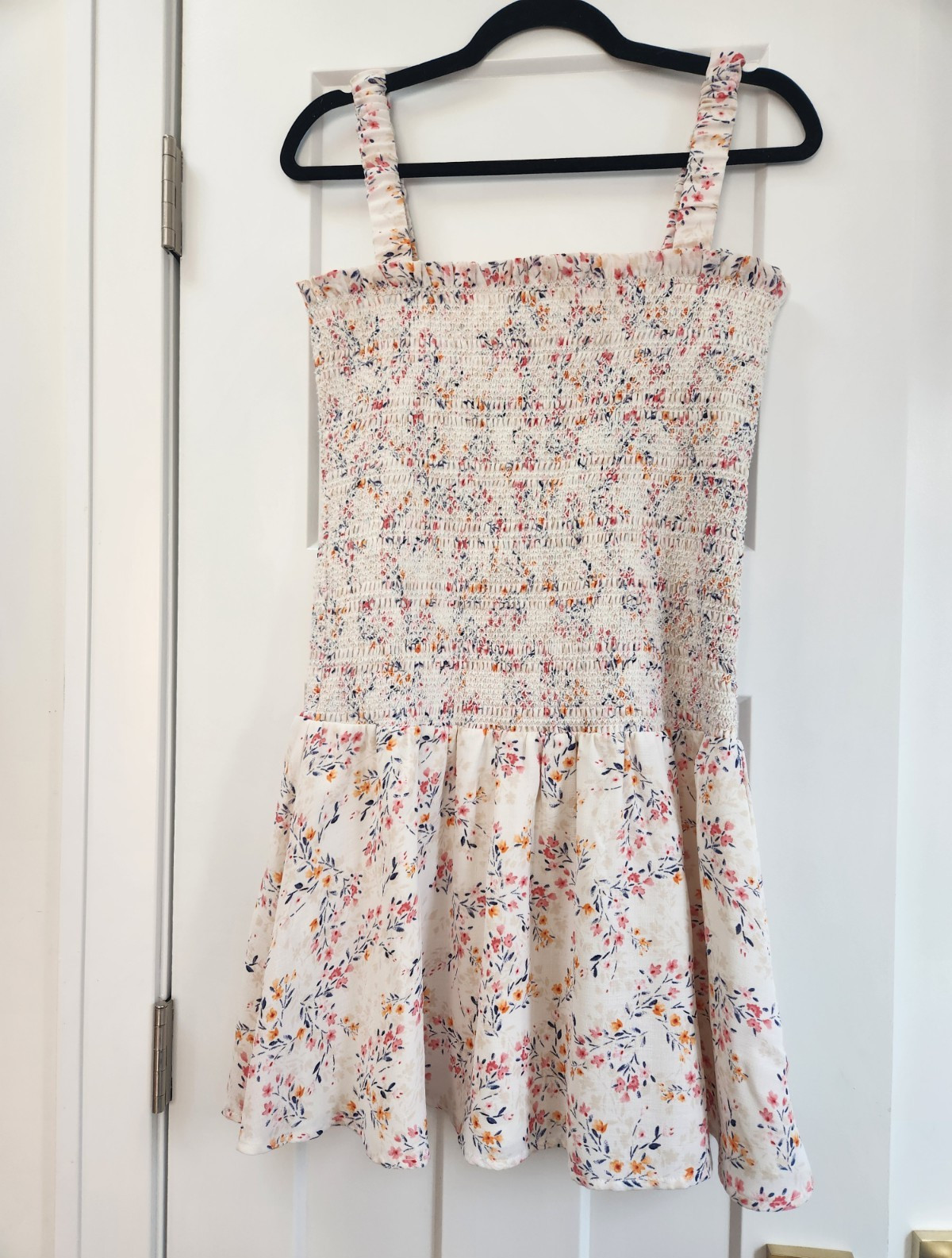 Ali & Jay Eastside Luv floral sundress smocked bodice ruffle tiered skirt Size L