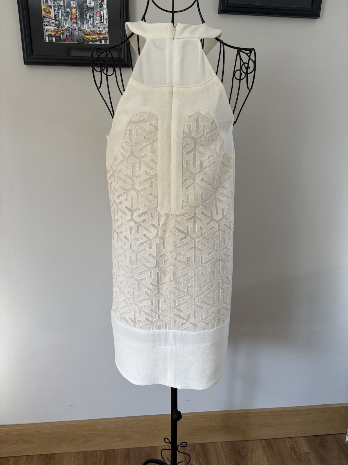 Sfera Women’s Halter Neck Ivory Shift Dress with Textured Geometric Pattern M