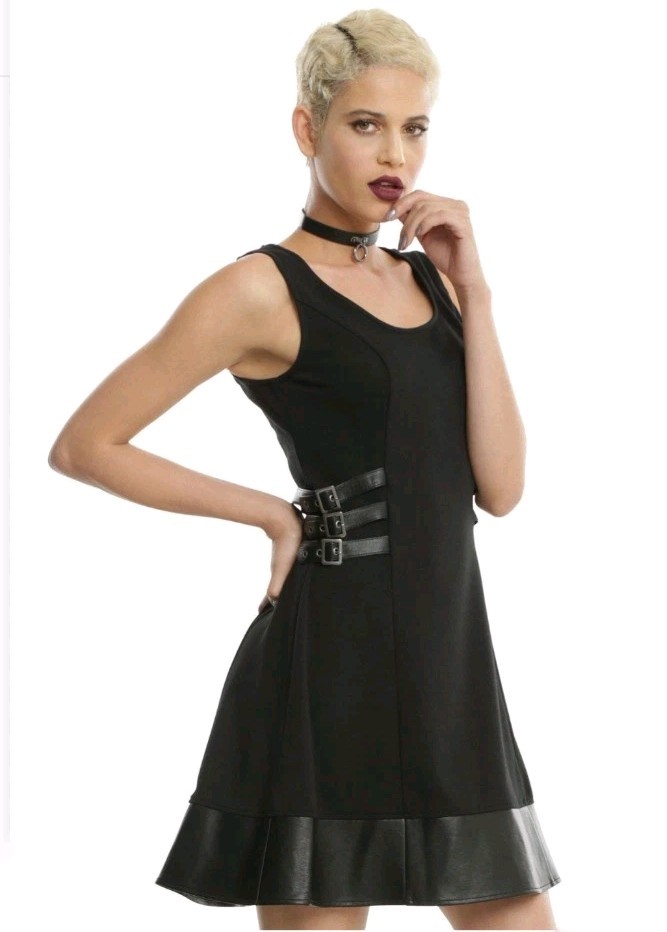 Hot Topic Side Buckle Fit And Flare Black Dress Women’s Size Medium Goth Punk