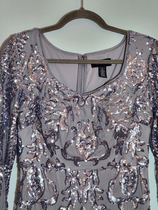 R&M Richards Gray and Silver Sequin Formal Dress Size 6 Mother of the Bride