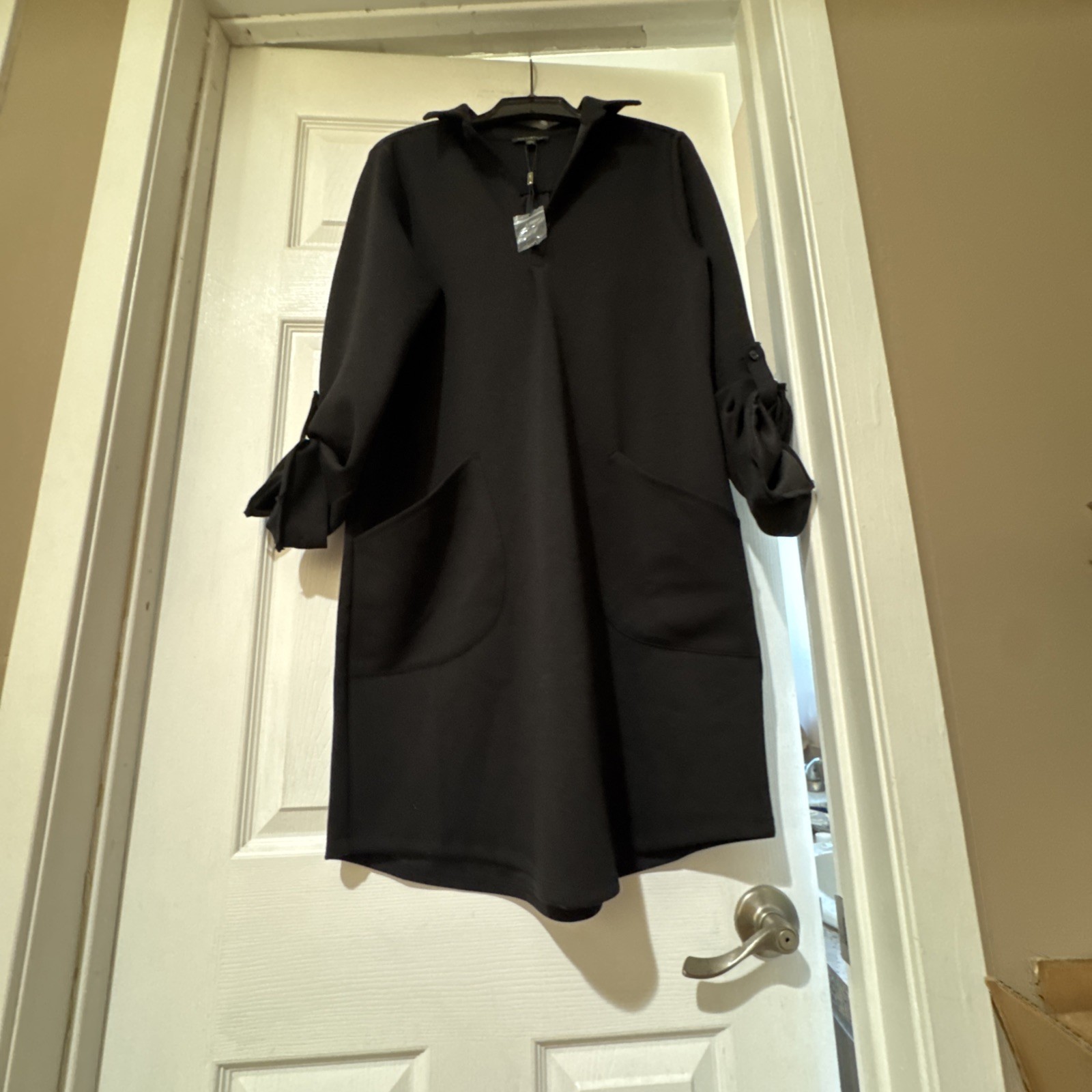 For Cynthia Black Shift Scuba Roll Tab Sleeve Collared Dress. Sz M. NWT!