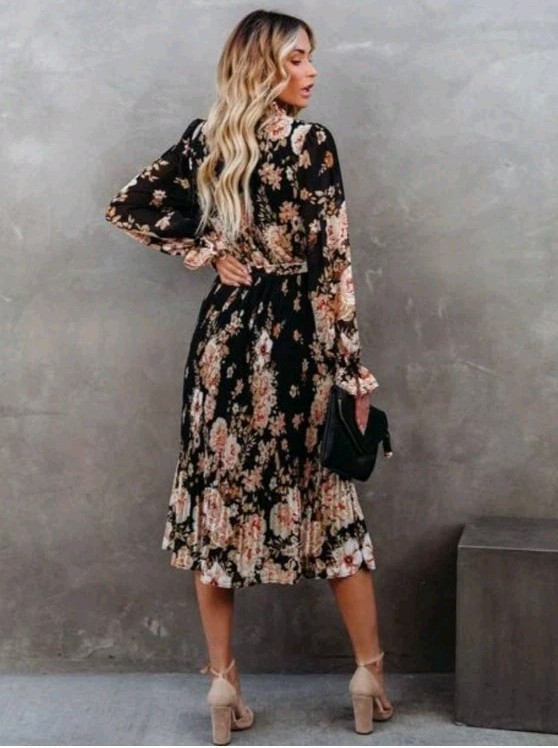 Vici Pleated Songbird Floral Pattern Midi Dress Long Sleeve Boho Women’s Size M
