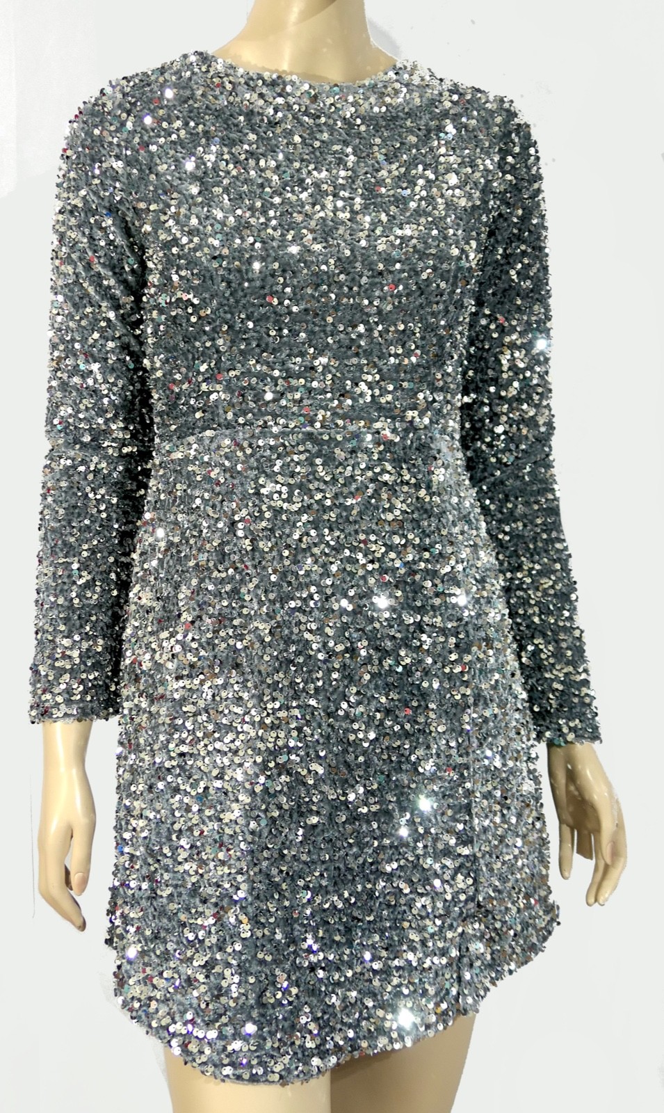 Selfie Leslie NWT Silver Sequin Short Dress Tie Back L
