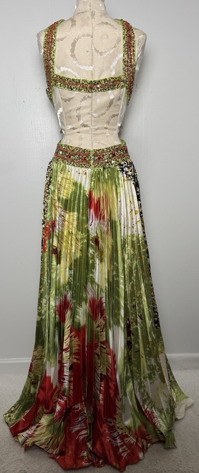 NWT Beaded Halter Open Back Pleated Tropical Print Formal Evening Gown S/M