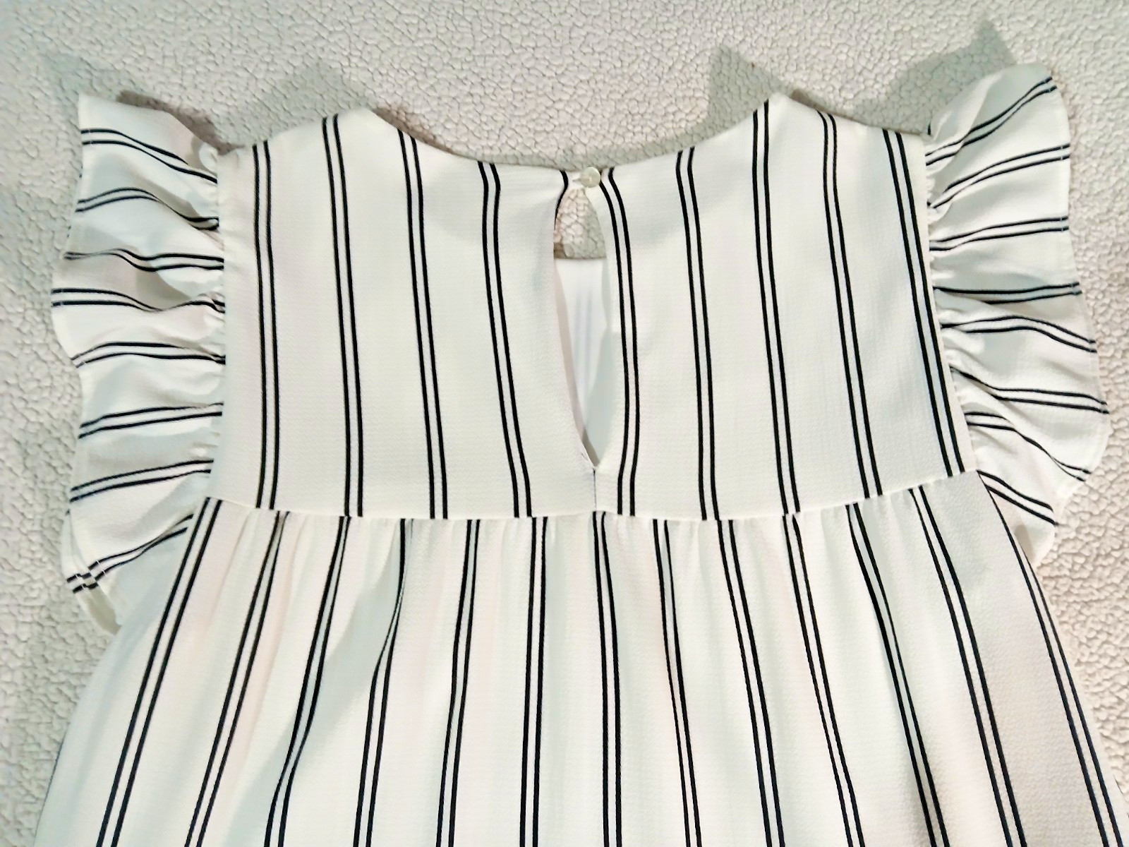 Peach Love California striped tiered babydoll dress flutter sleeve size L