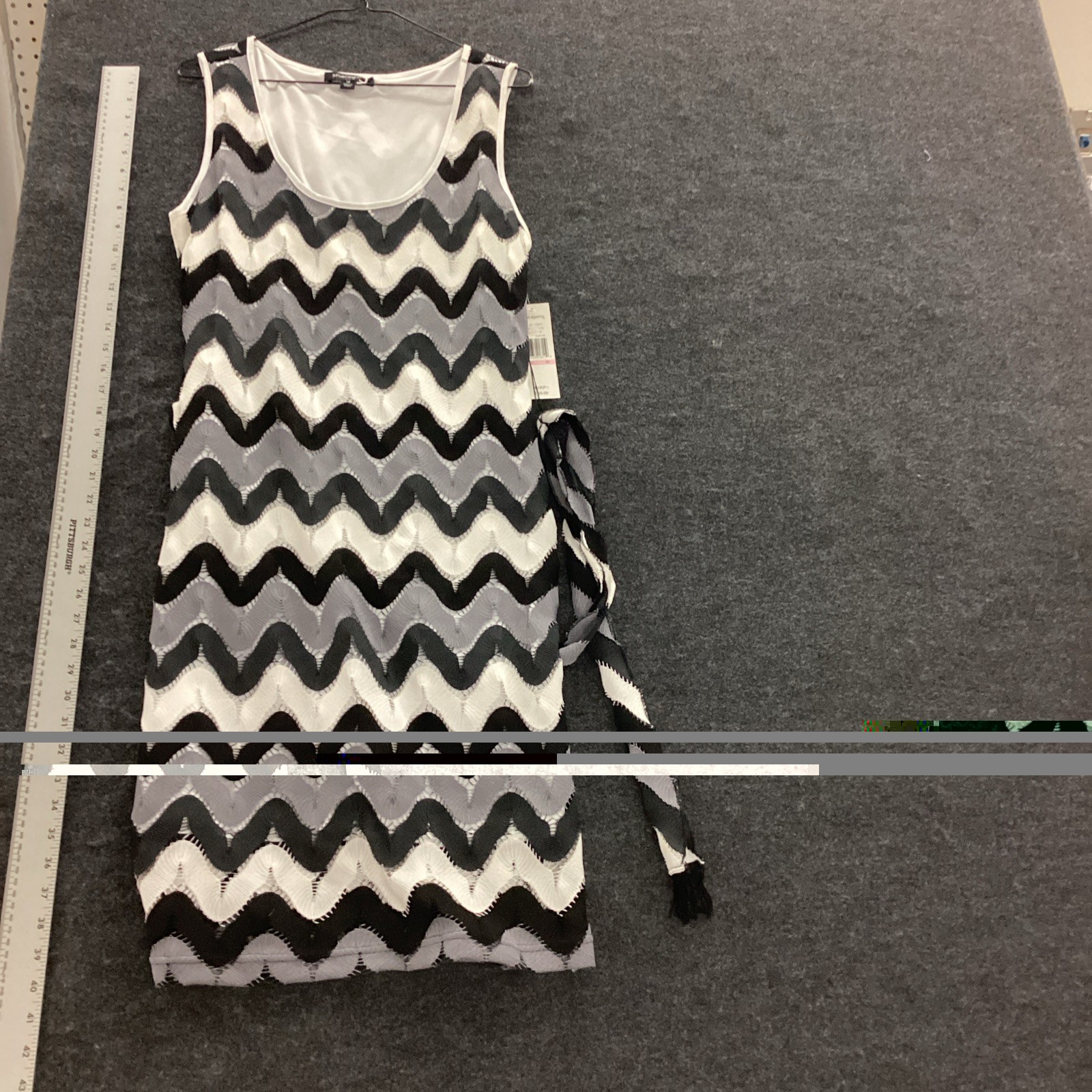 #103 Sharagano Lined Dress Gray Black White Size 10 Women’s