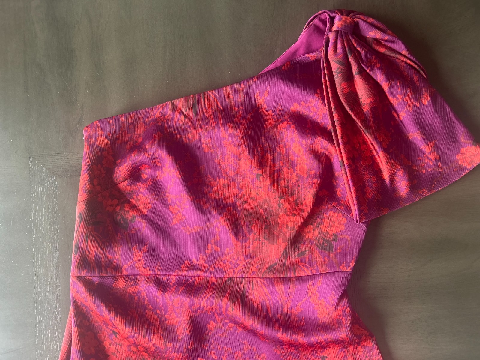 Sachin and Babi Chelsea Gown Raspberry Bouquet Size 8