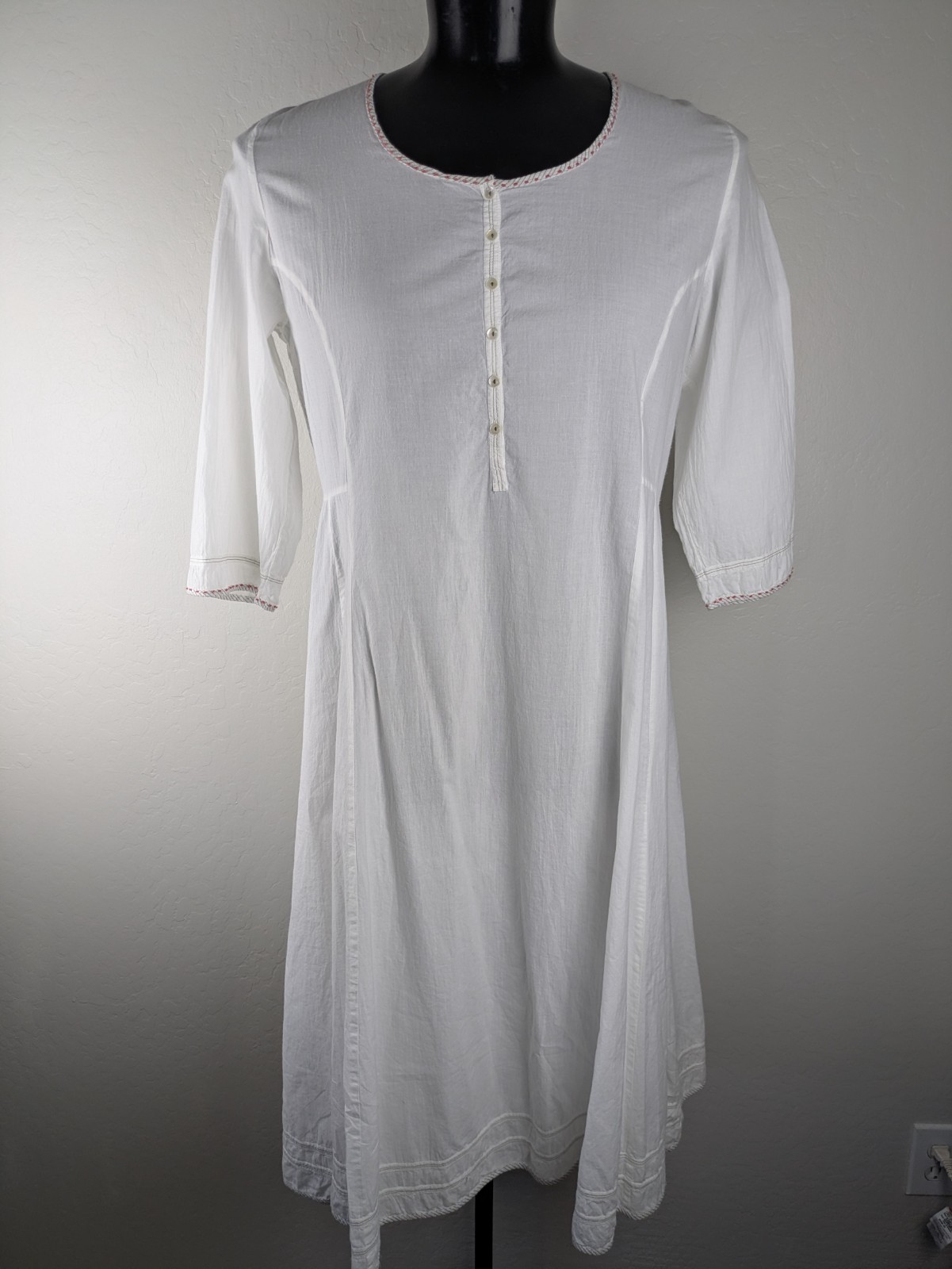 Anokhi size XL white organic cotton kaftan dress pink stitching detail