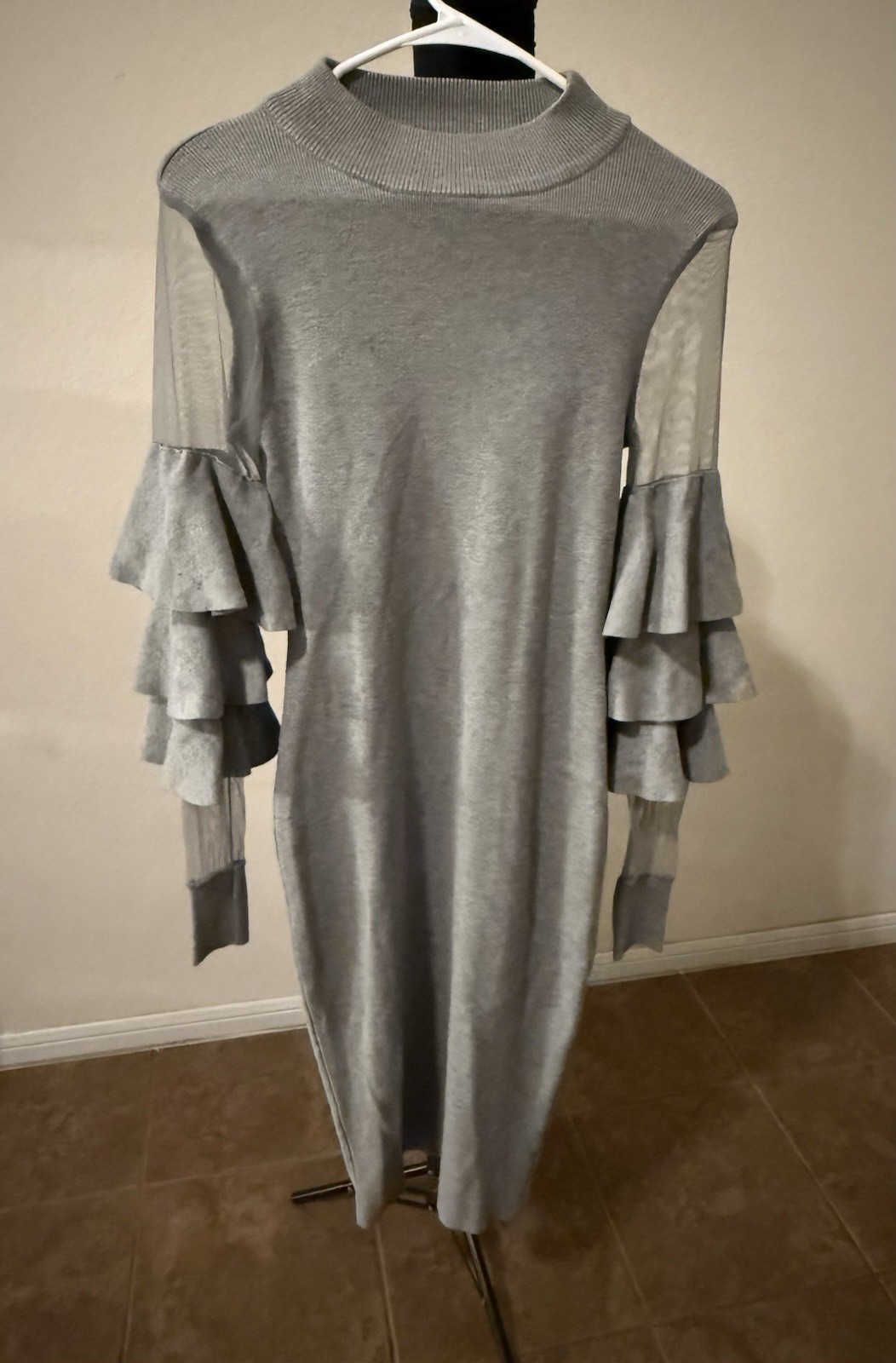 CQ by CQ Women’s Gray Solid Mock Neck Ruffle Long Sleeve Midi Sweater Dress S