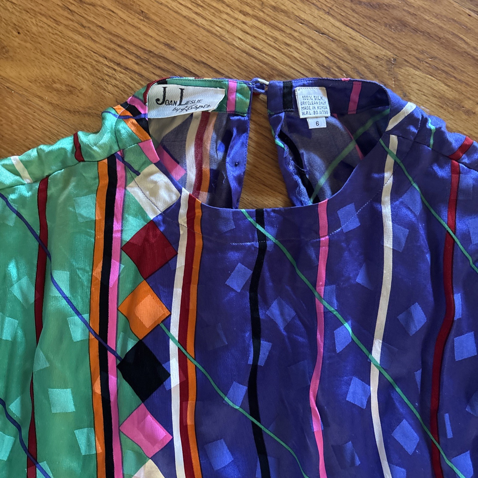 VINTAGE JOAN LESLIE GEOMETRIC PATTERN 80s 100% SILK