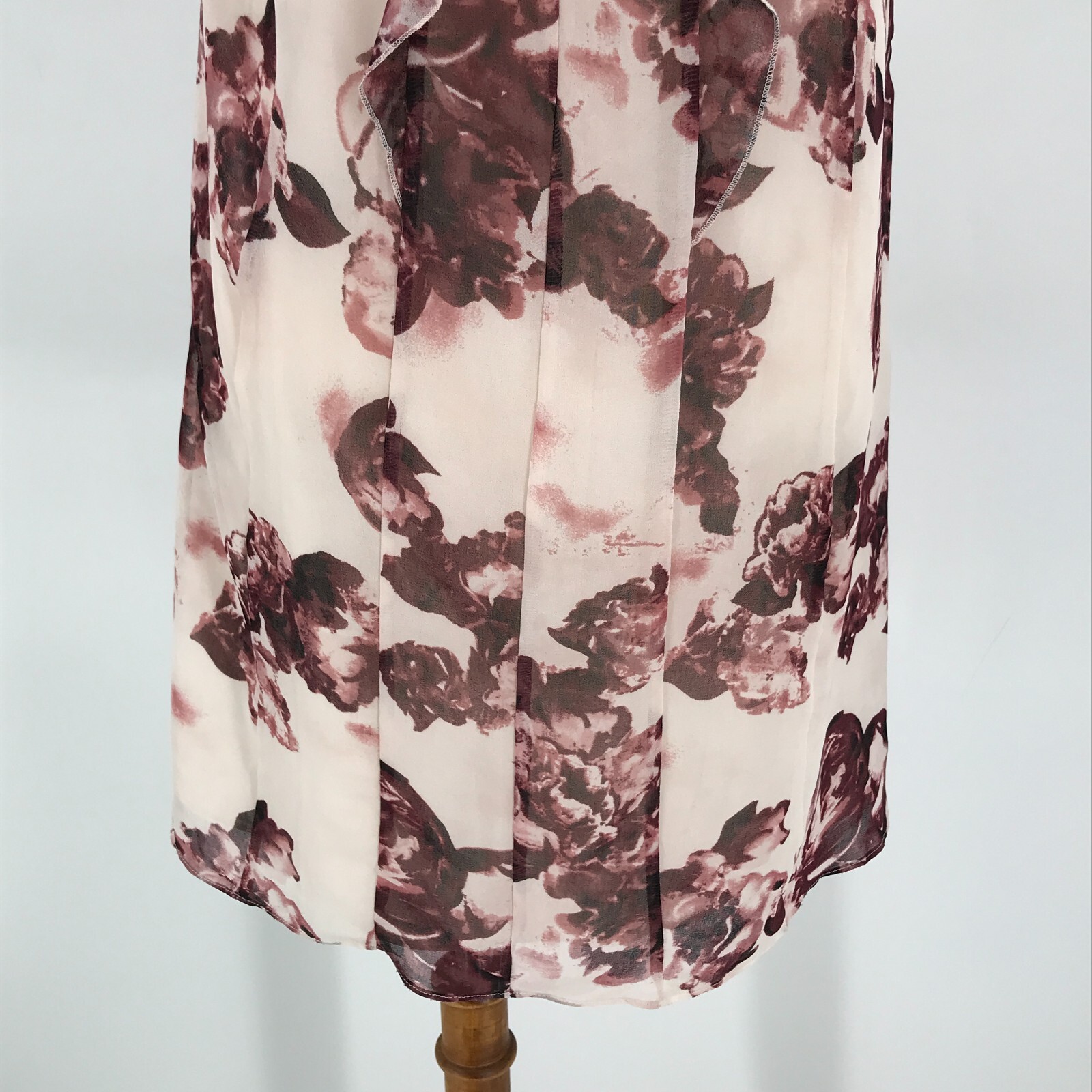 BCBGeneration Womens Dress Medium Maroon Red Sleeveless Ruffle Lined Sexy Floral