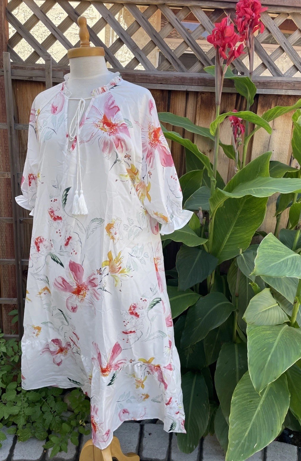 NWT Noracora Dress Sz XL Raglan Sleeve w Ruffle Lightweight White Floral Tiered