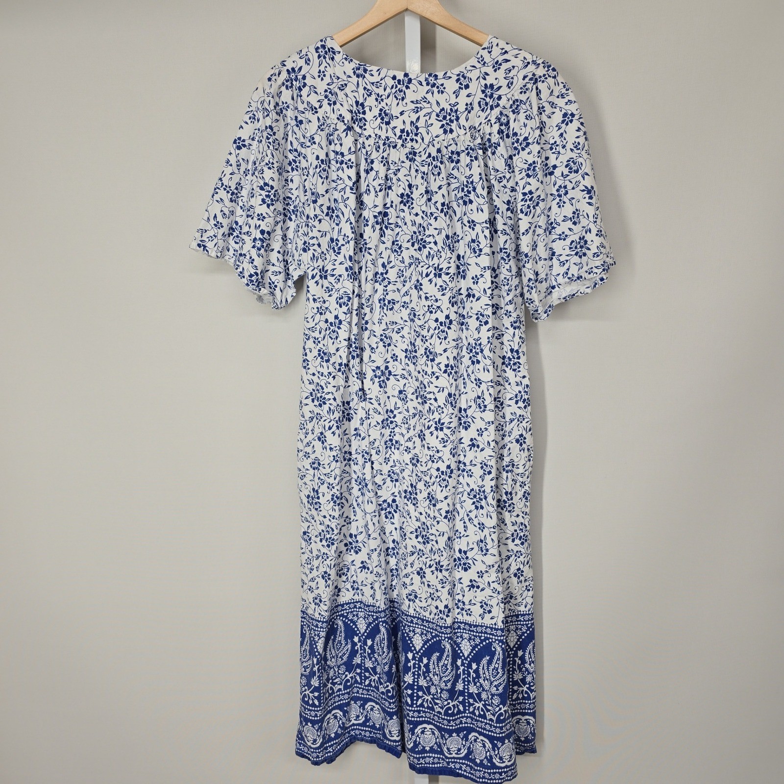 Metropolitan Blue White Floral Paisley Cotton Muu Muu House Dress Womens Medium