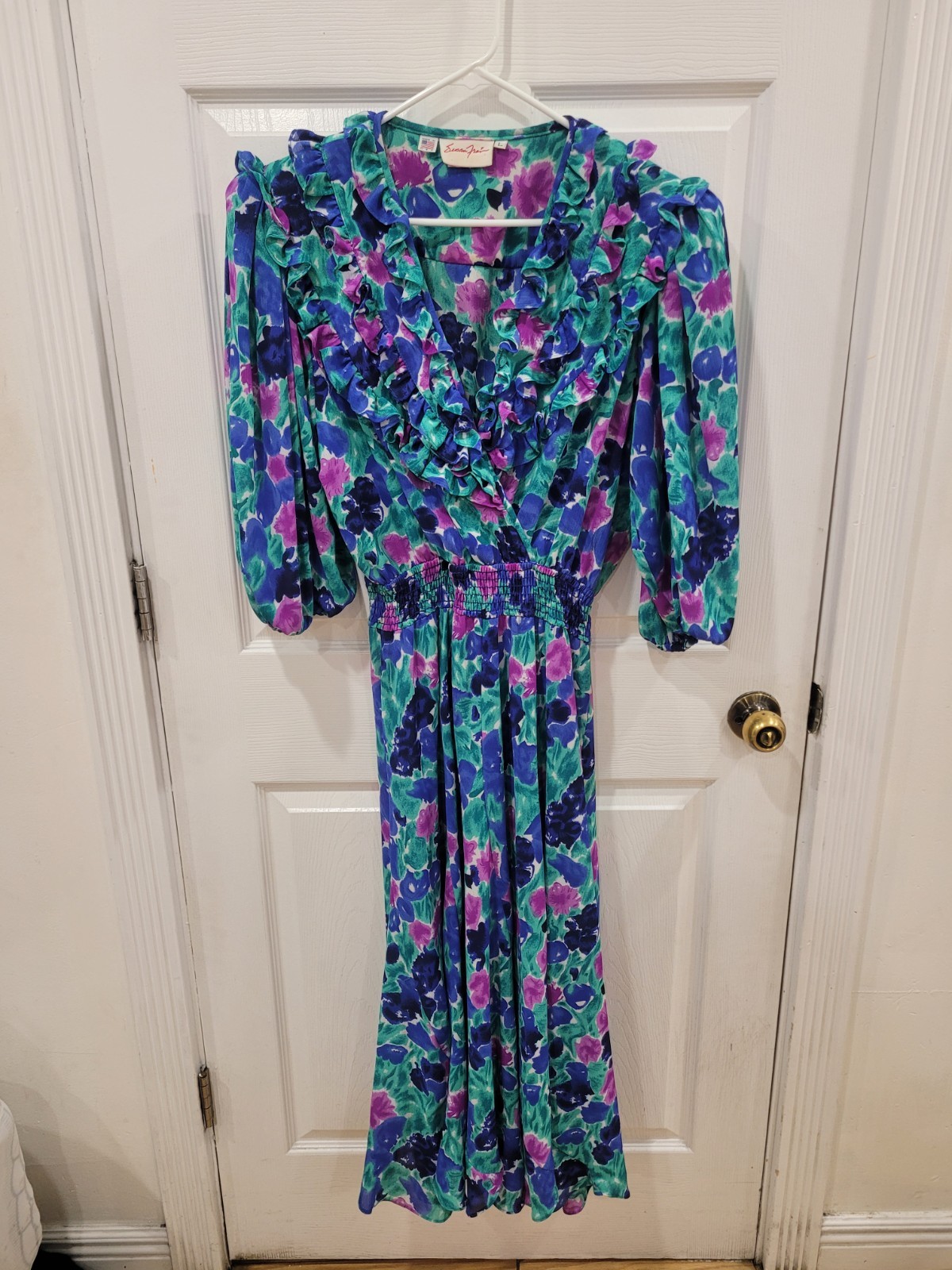 Vintage 80s Susan Freis Dress SIZE L-Ruffle Neck-Smocked Waist-Made in USA