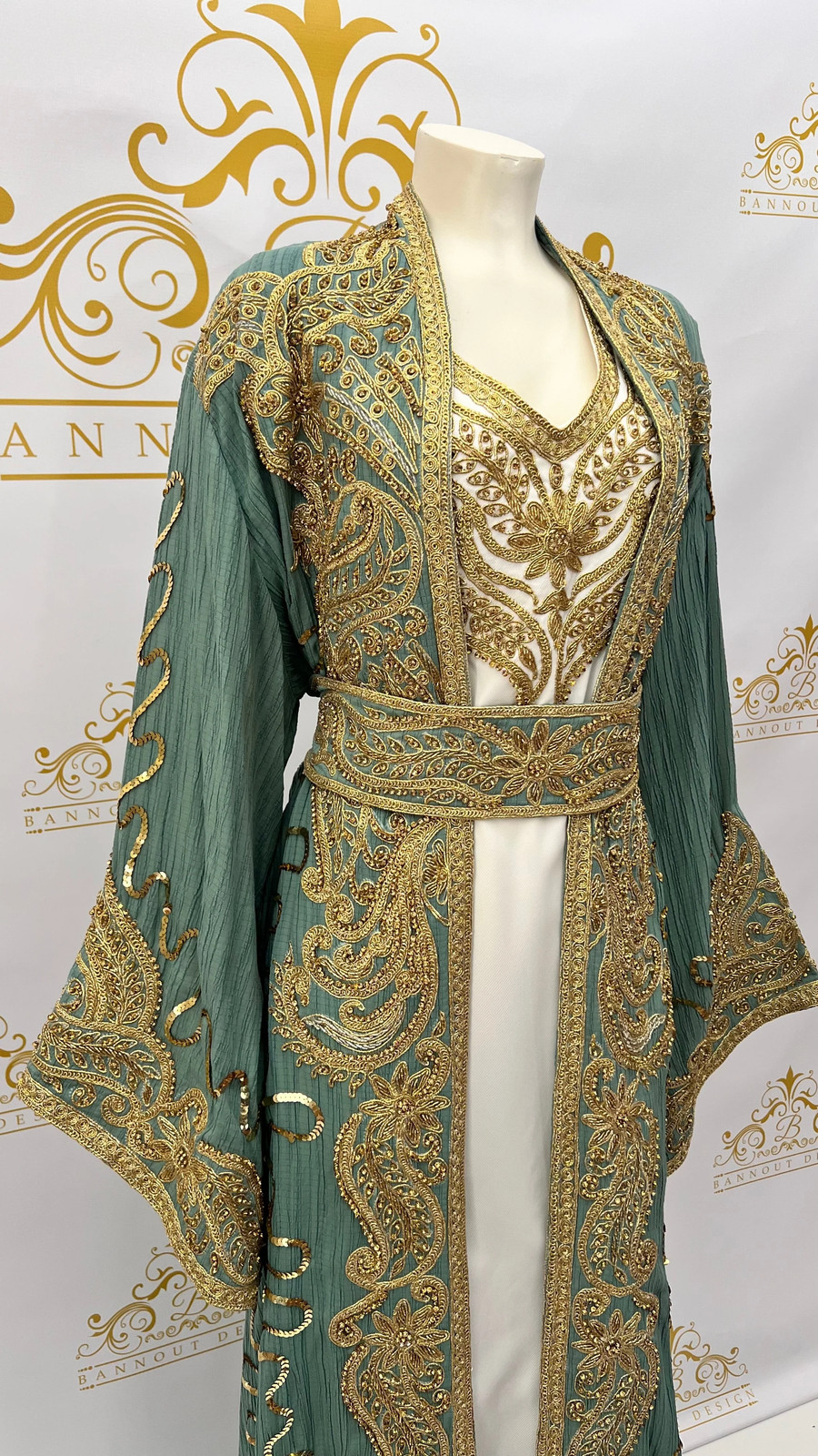 Kaftan Caftan Abaya Dress Golden Embroidery & Beads Paisley Design Long Sleeve