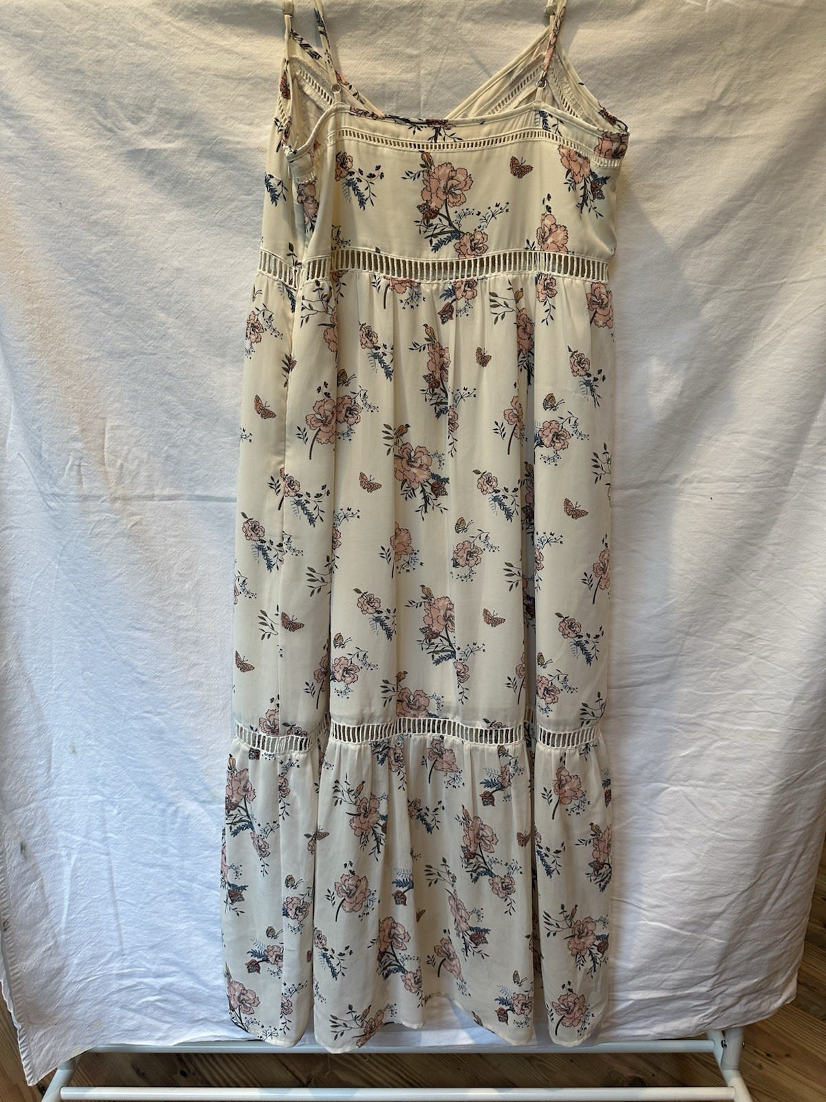 Abercrombie & Fitch White Floral Maxi Dress Tiered Sheer Cutouts Size L Zipper