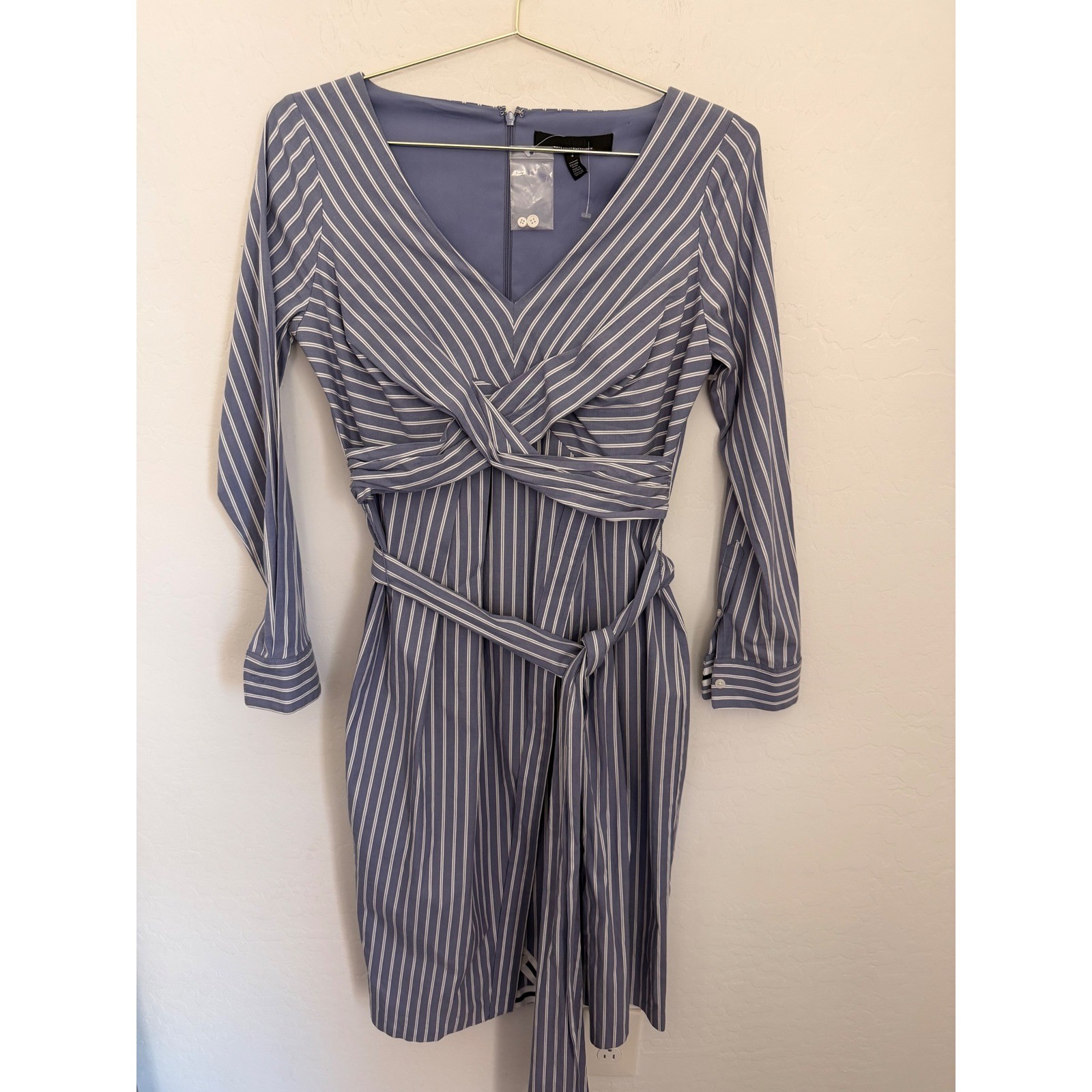 White House Black Market Blue White Striped Twist Front Old Money Dress Sz 4 NWT