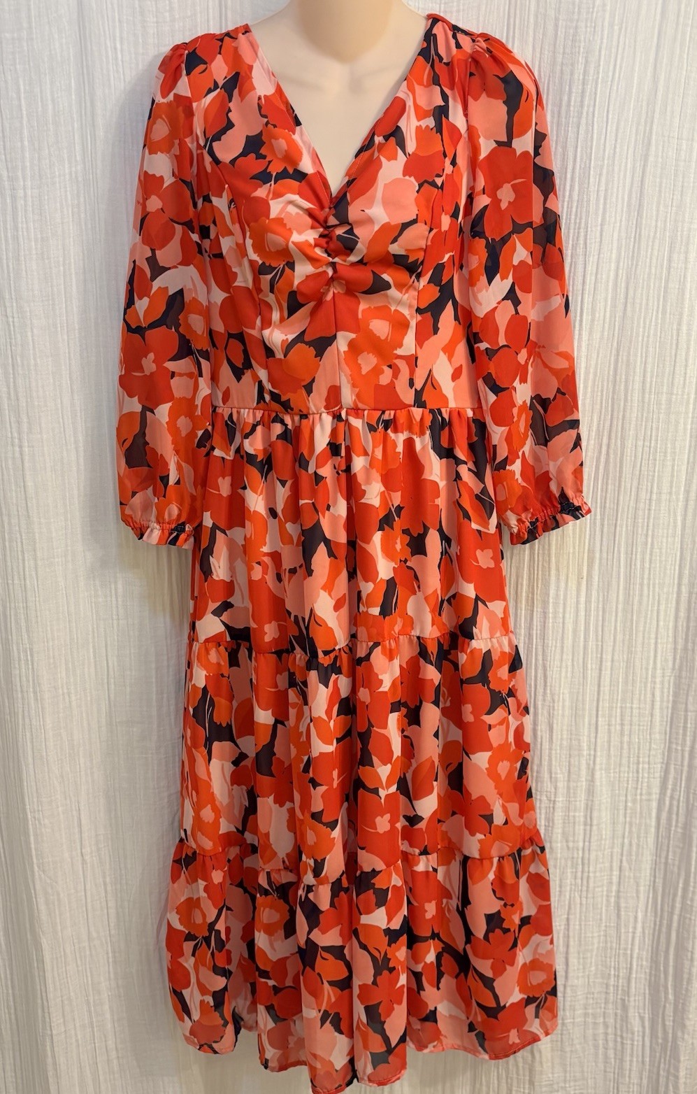 Sincerely Jules Red and Pink Floral Long-Sleeve Tiered Midi Dress. Size Large