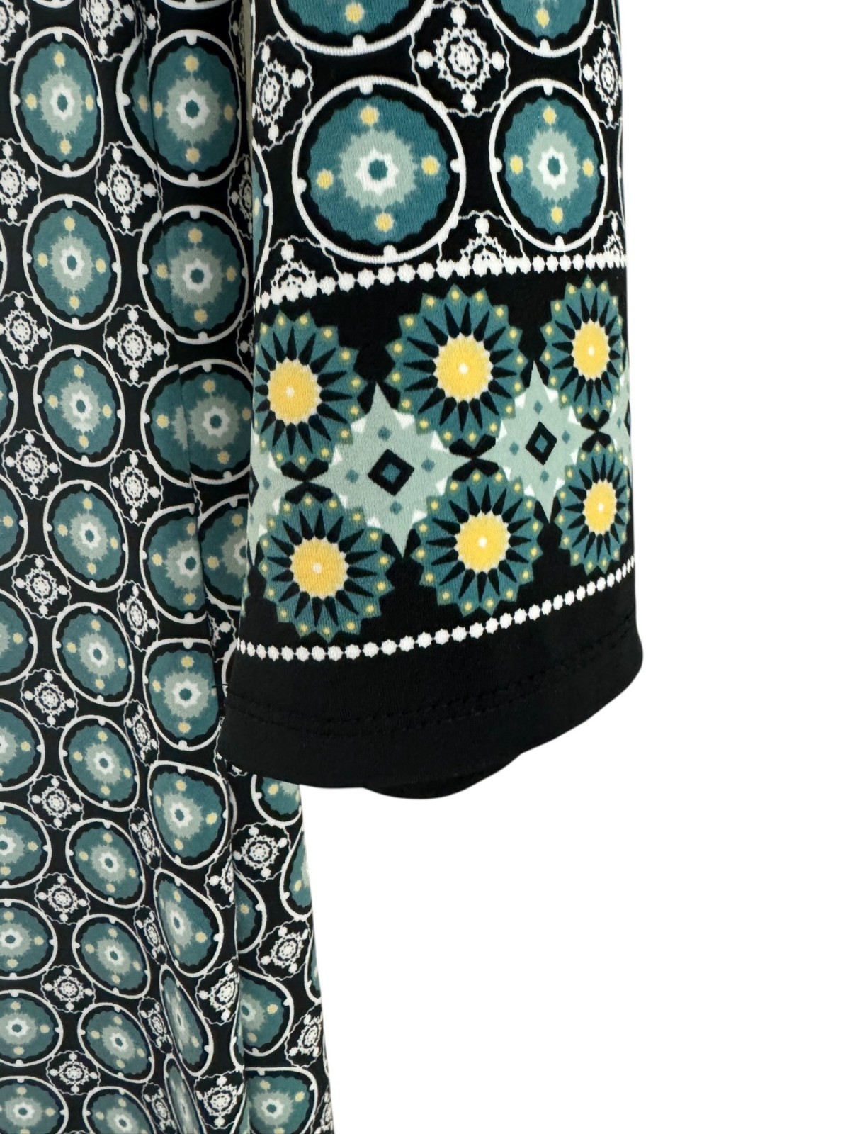 Max Studio Green Black Geometric Print V-Neck Dress Size S All-Season Stretch