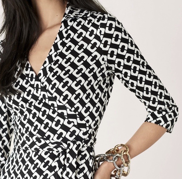 Size 2 4 DVF Diane von Furstenberg Iconic ABIGAIL Chain Link Wrap Maxi Dress