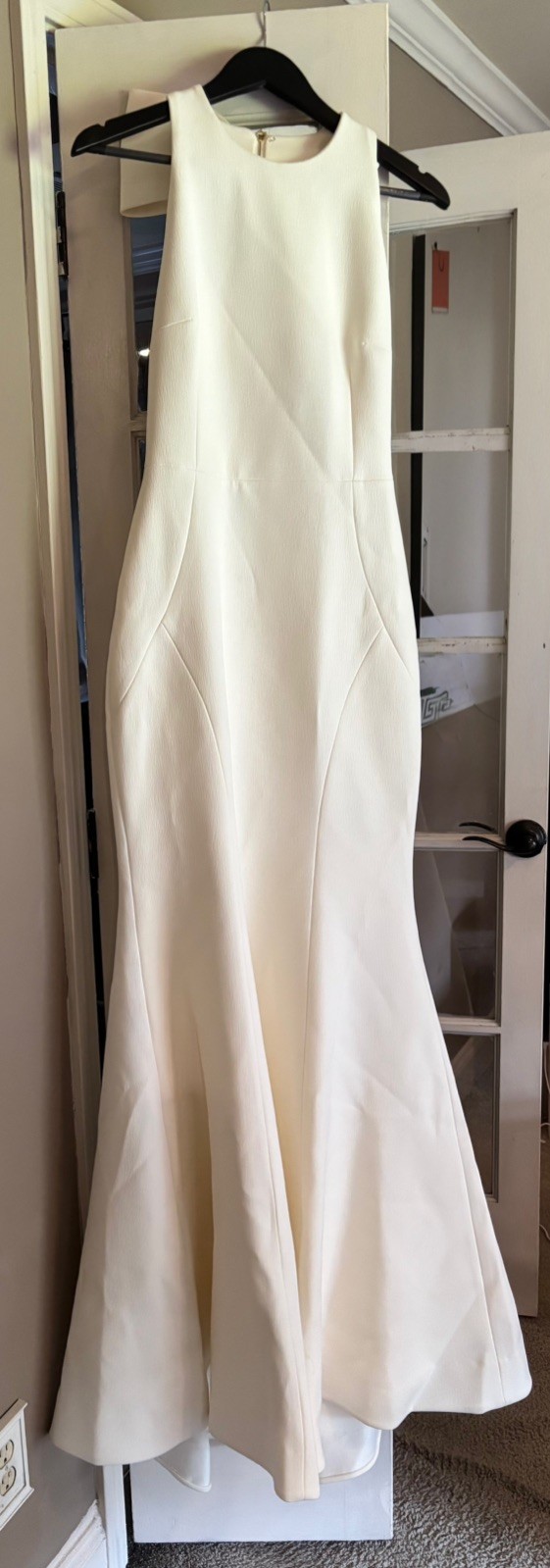 NWT Rebecca Vallance Love Bow Gown – size 10 off white Crepe Mermaid Designer