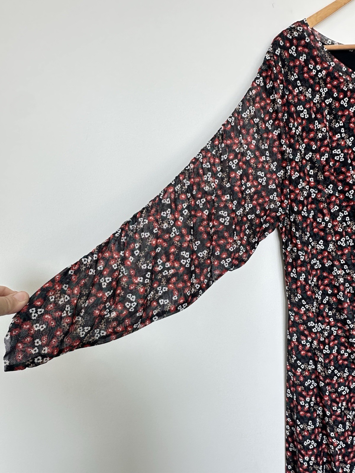 Kate & Mallory 3X Womens Long Sleeved Navy Red Flower Lined Stretchy Flowy Dress