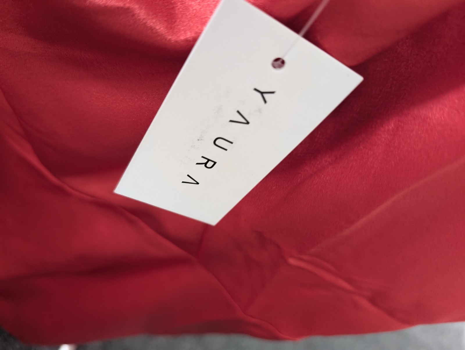 YAURA Drape Train Satin Mini Dress – Pillarbox Red – Size 20 – BNWT