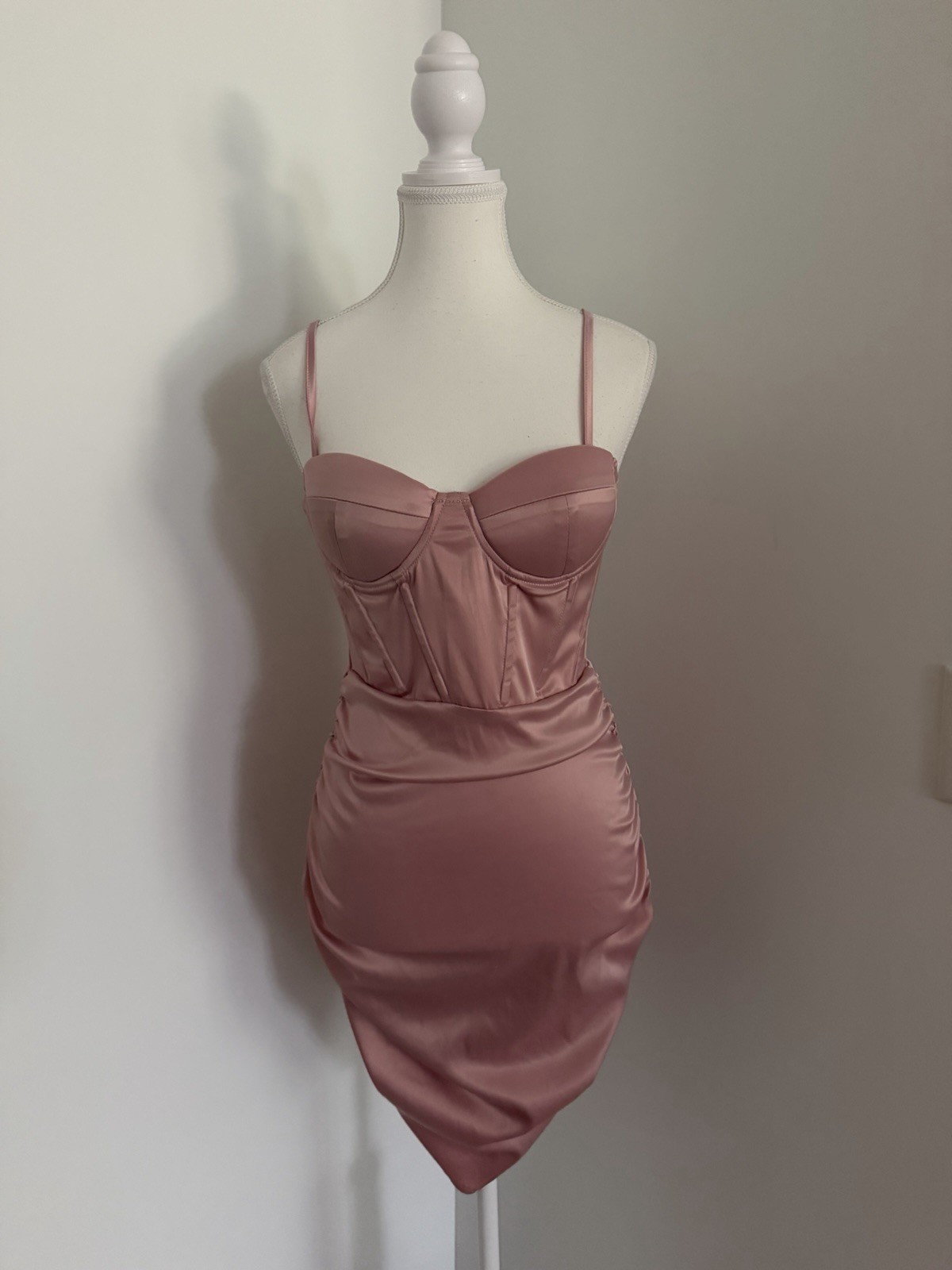 Pink Solid Satin Sweetheart Ruched Bodycon Mini Dress Zip Size S