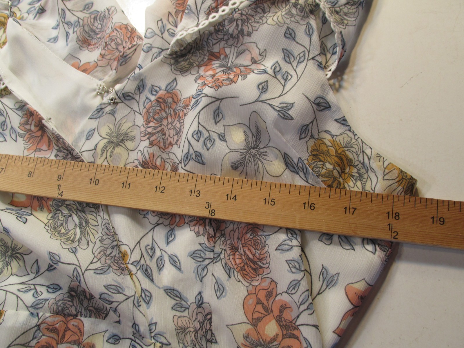 J.O.A. JUST ONE ANSWER Midi Cottage Core Dress Women Med White Floral Boho Flowy