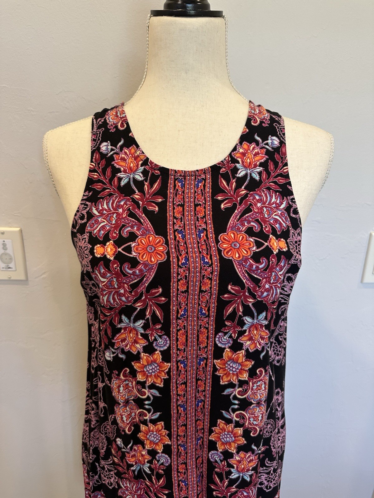 PAPILLON FLORAL SUNDRESS – SIZE MEDIUM – M