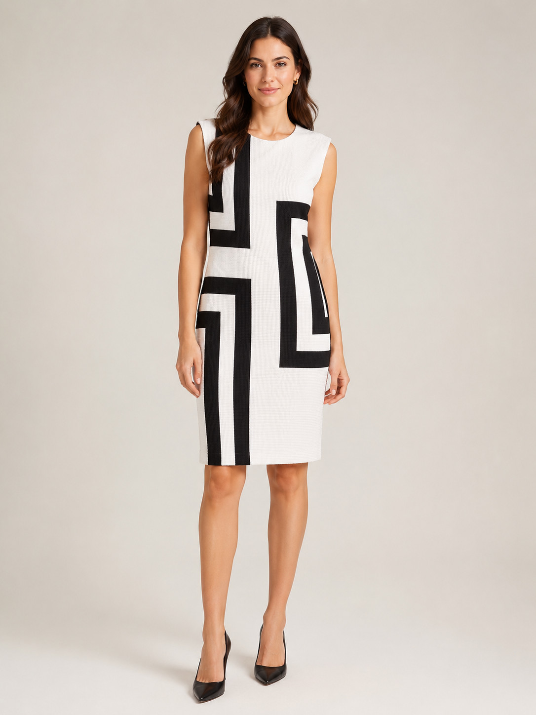 Elegant Sandro Ferrone Women’s Black & White Geometric Shift Dress UK 8 Size S