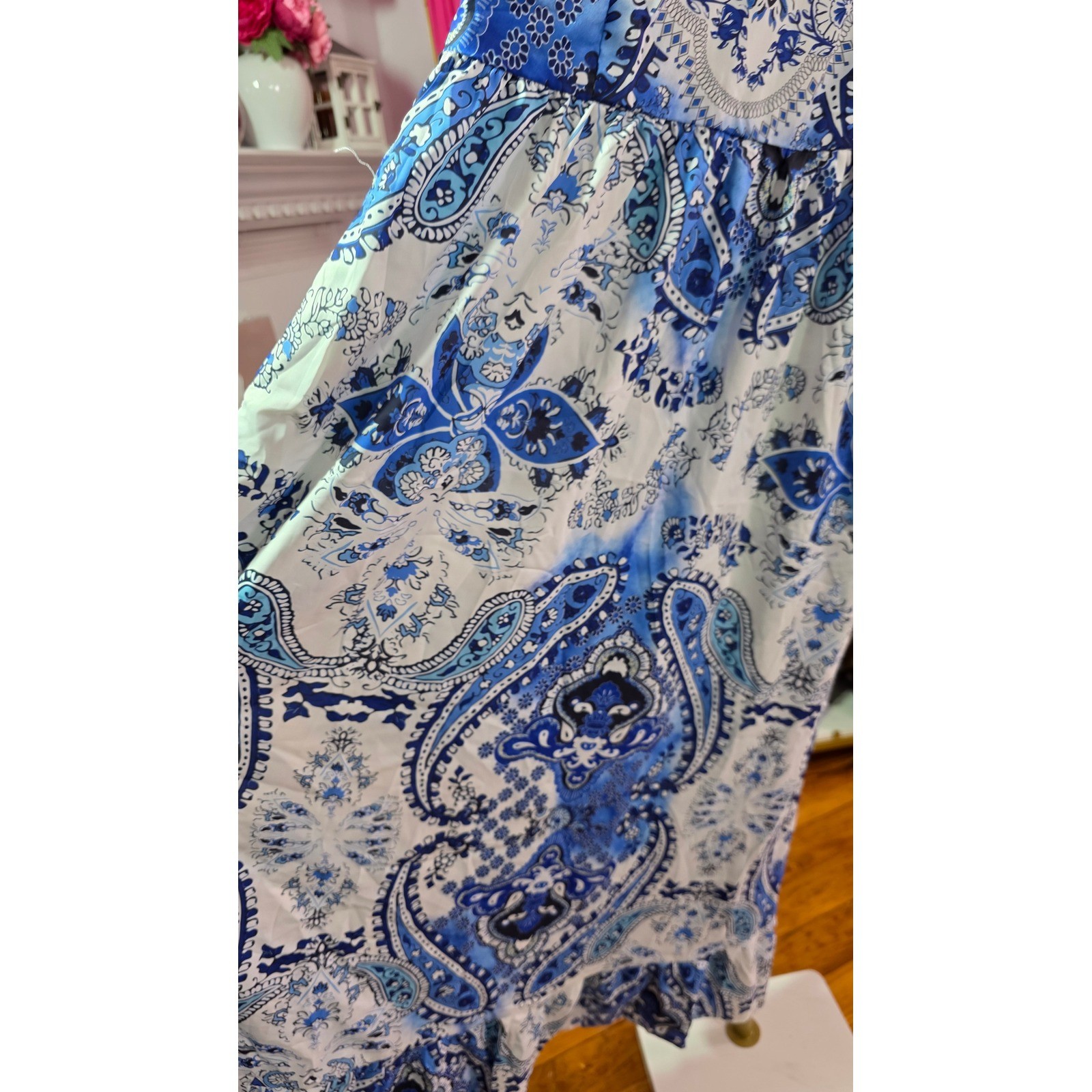 Cupshe Blue Paisley Boho Maxi Dress V-Neck Spaghetti Strap Summer Small NWT