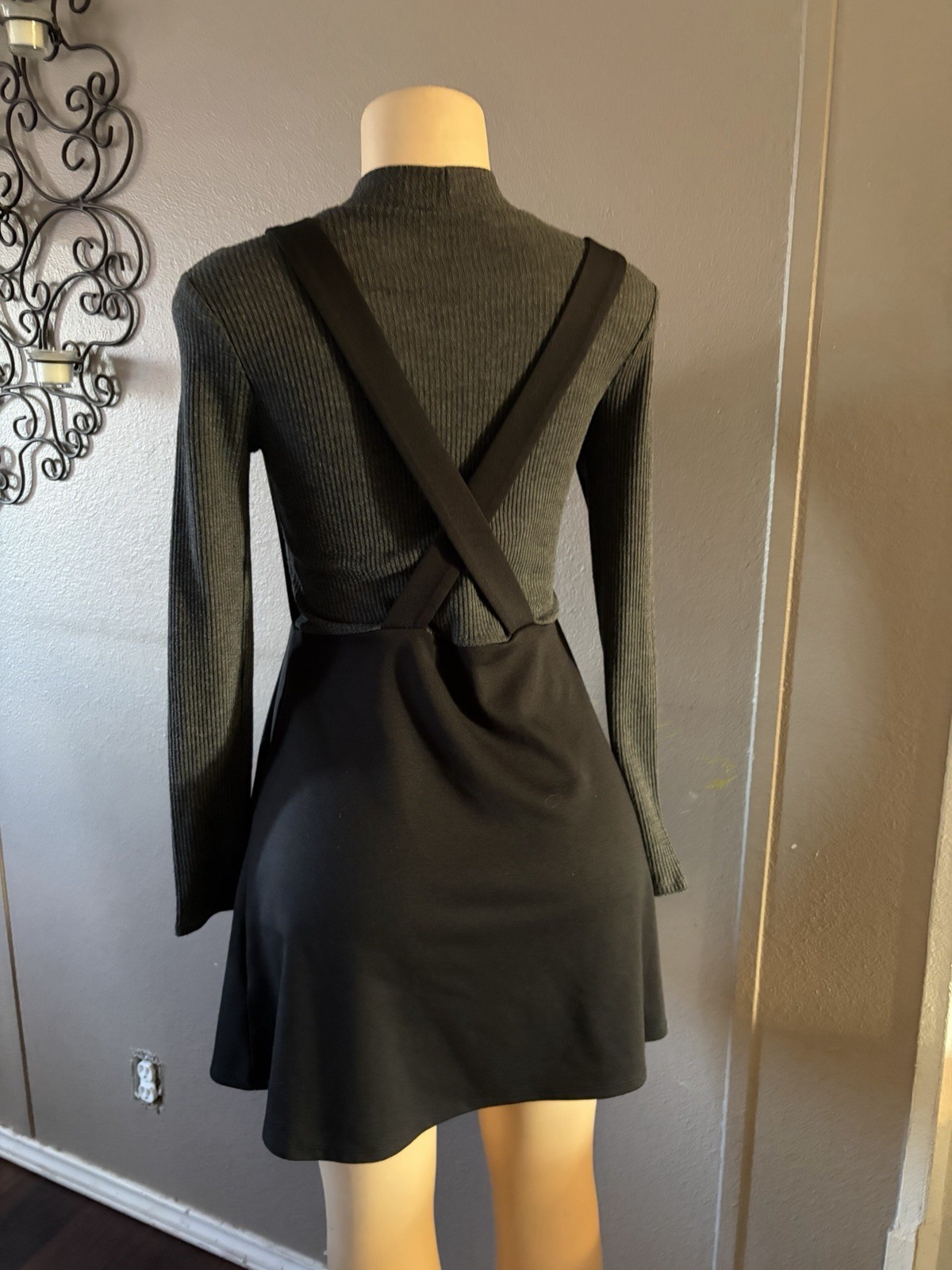 One Clothing Black/Gray Knit Pinafore Skater Dress Crew Neck Pocket M