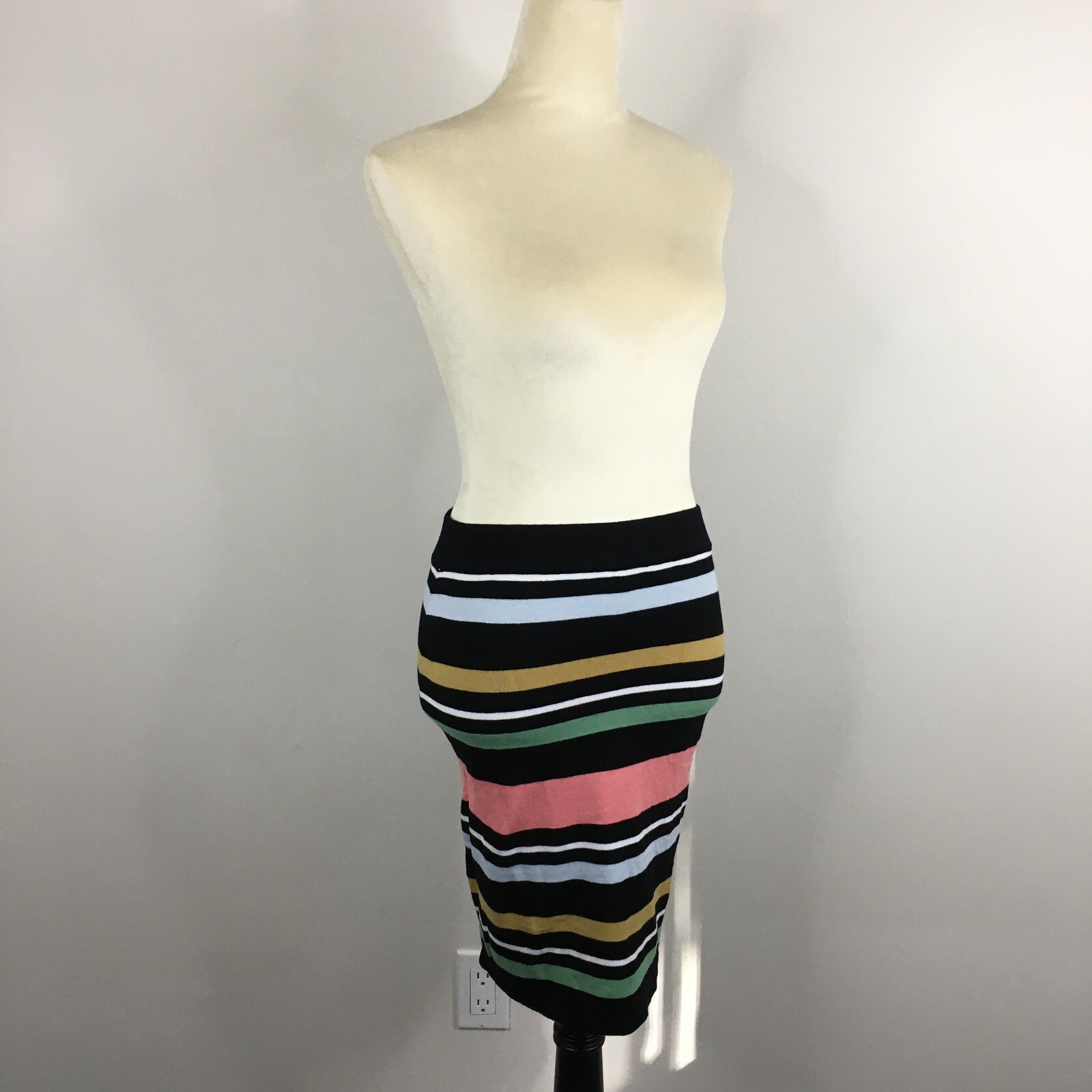 NWT BCBGENERATION MultiColor Striped Knit Sweater & Skirt Set Womens sz Small/XS