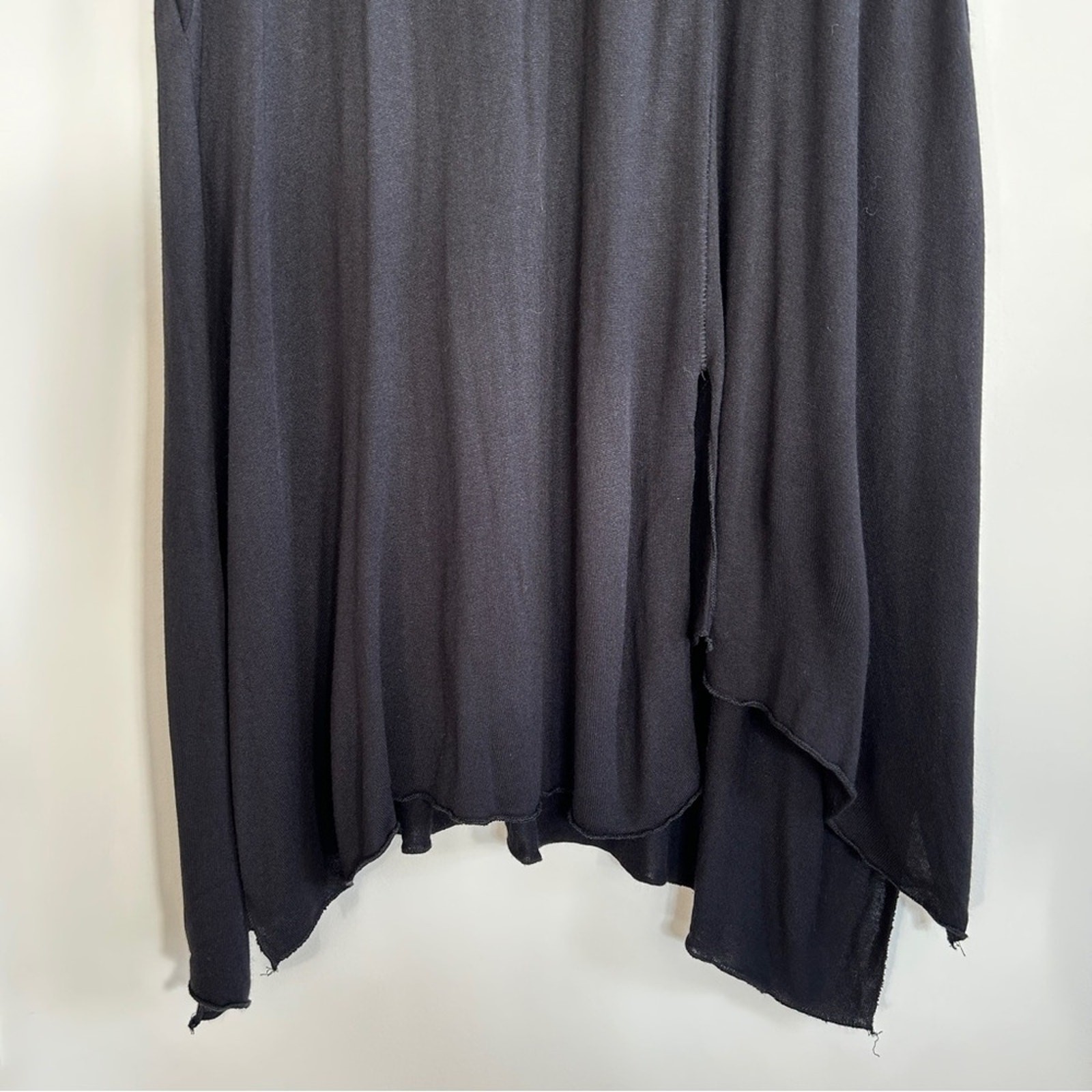 LUUKAA Black Scoop Neck Handkerchief Hem Sleeveless Stretchy Midi Dress Size 10
