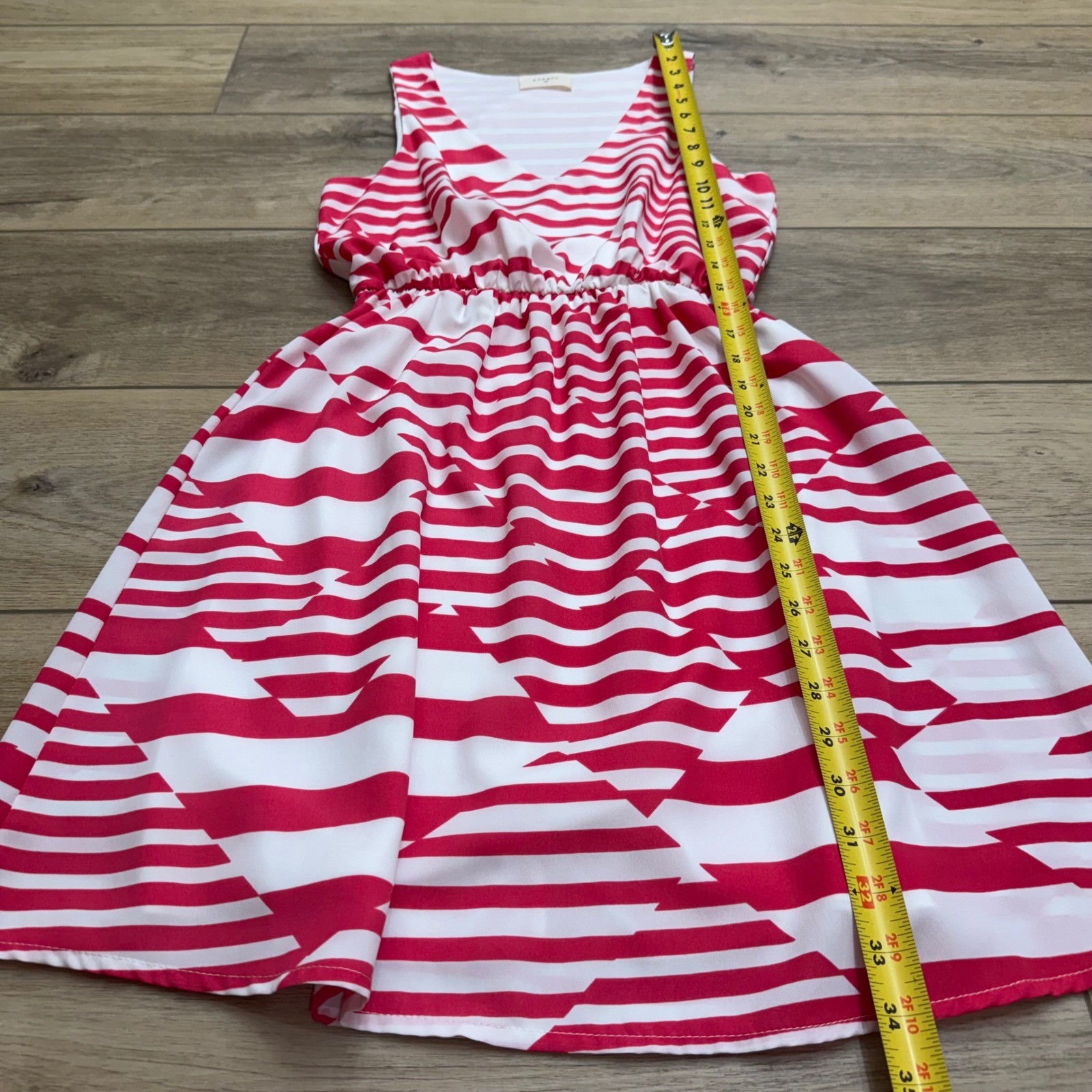 Everly Red White Geometric Striped V-Neck Fit Flare Dress Small Sleeveless