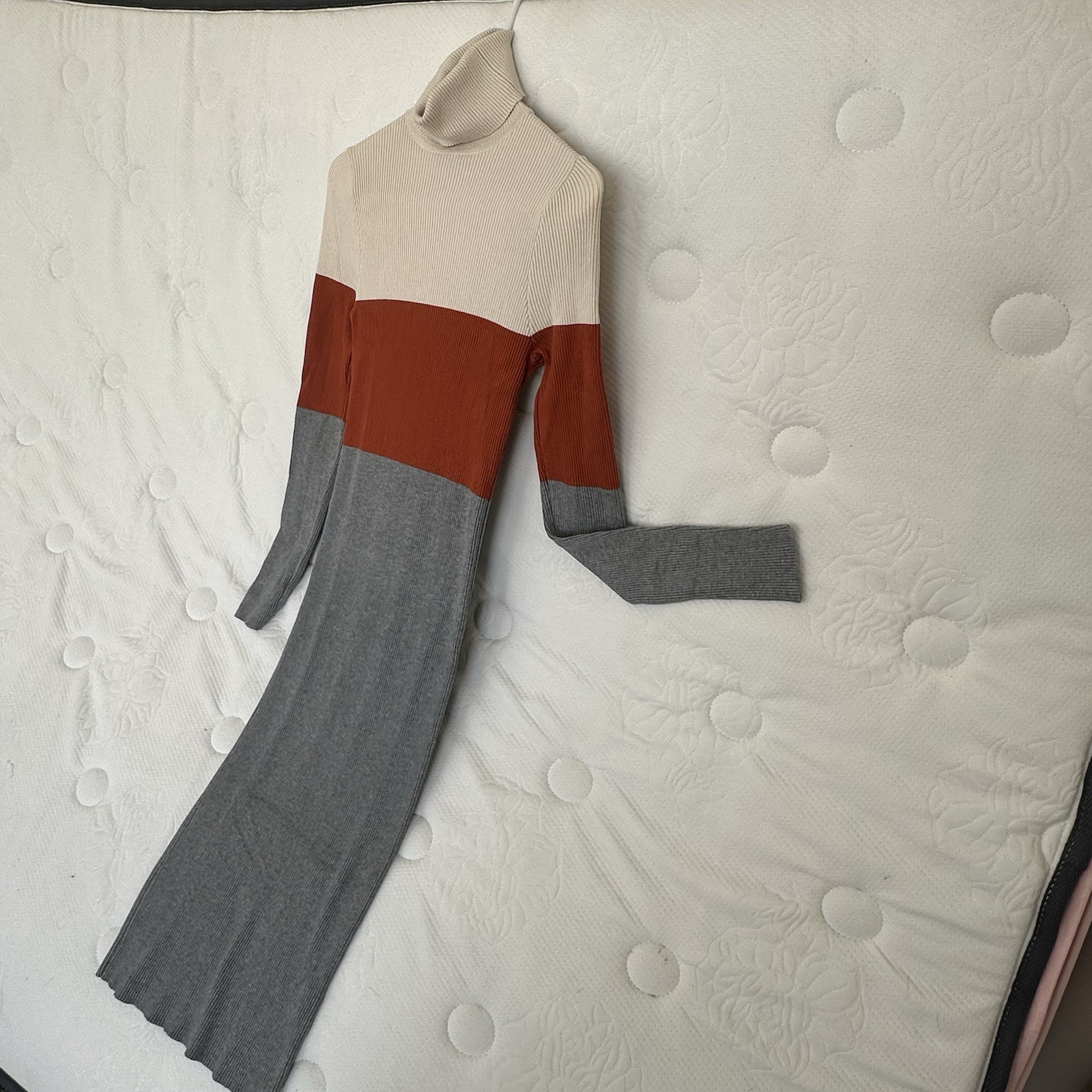 Pretty Guide Women’s Ribbed Turtleneck Maxi Dress Size L Cream Gray Orange Y79D