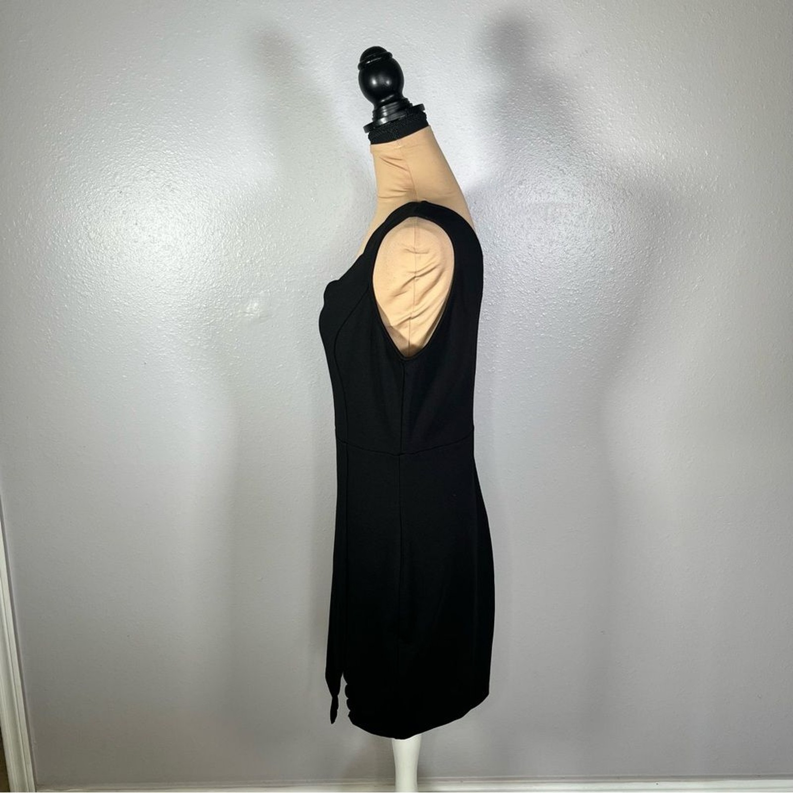 NWT Black scallop stretch bodycon mini dress L cocktail LBD feminine date night