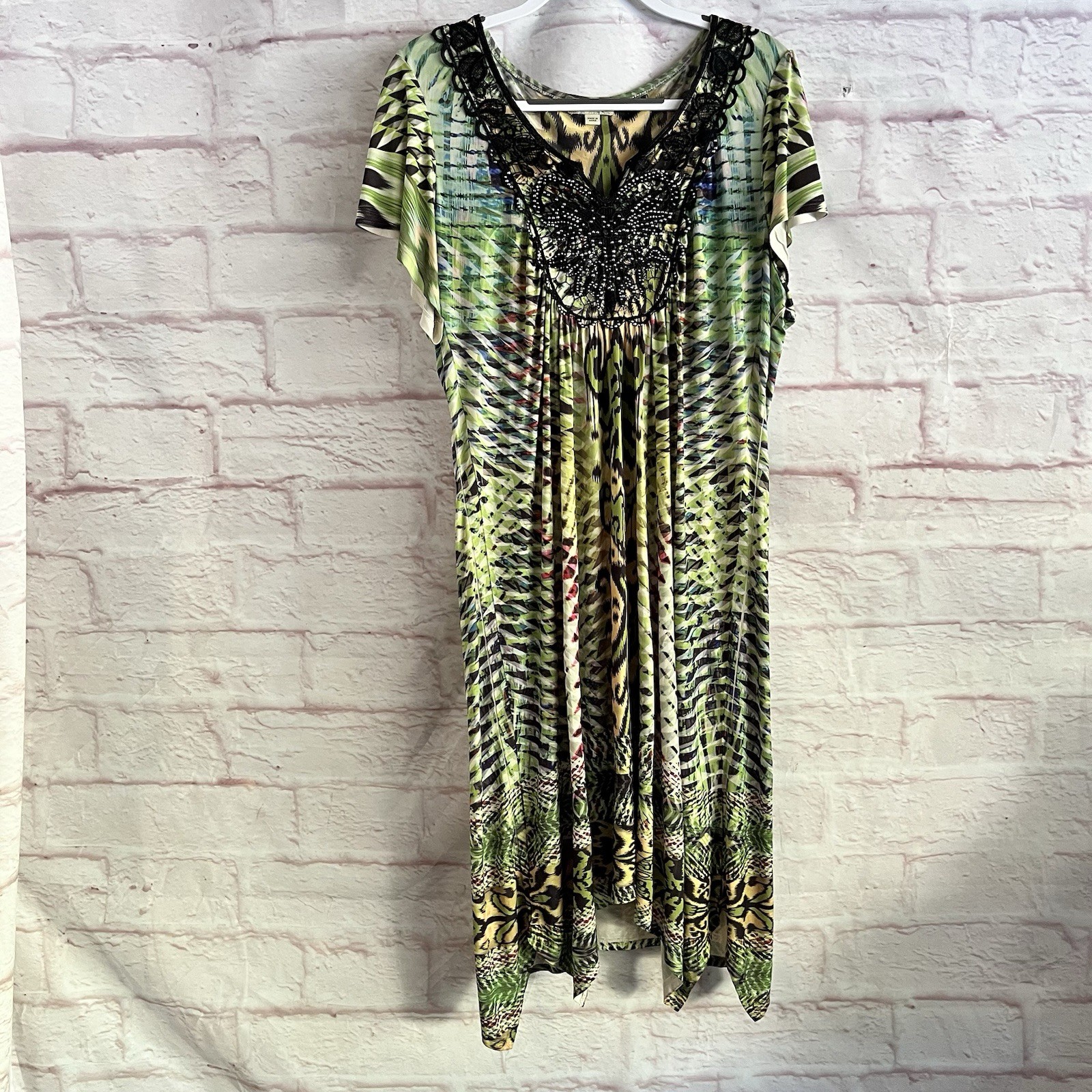 Live And Let Live Women Dress XL Green Butterfly Cap Sleeve Boho Beads Shark Hem
