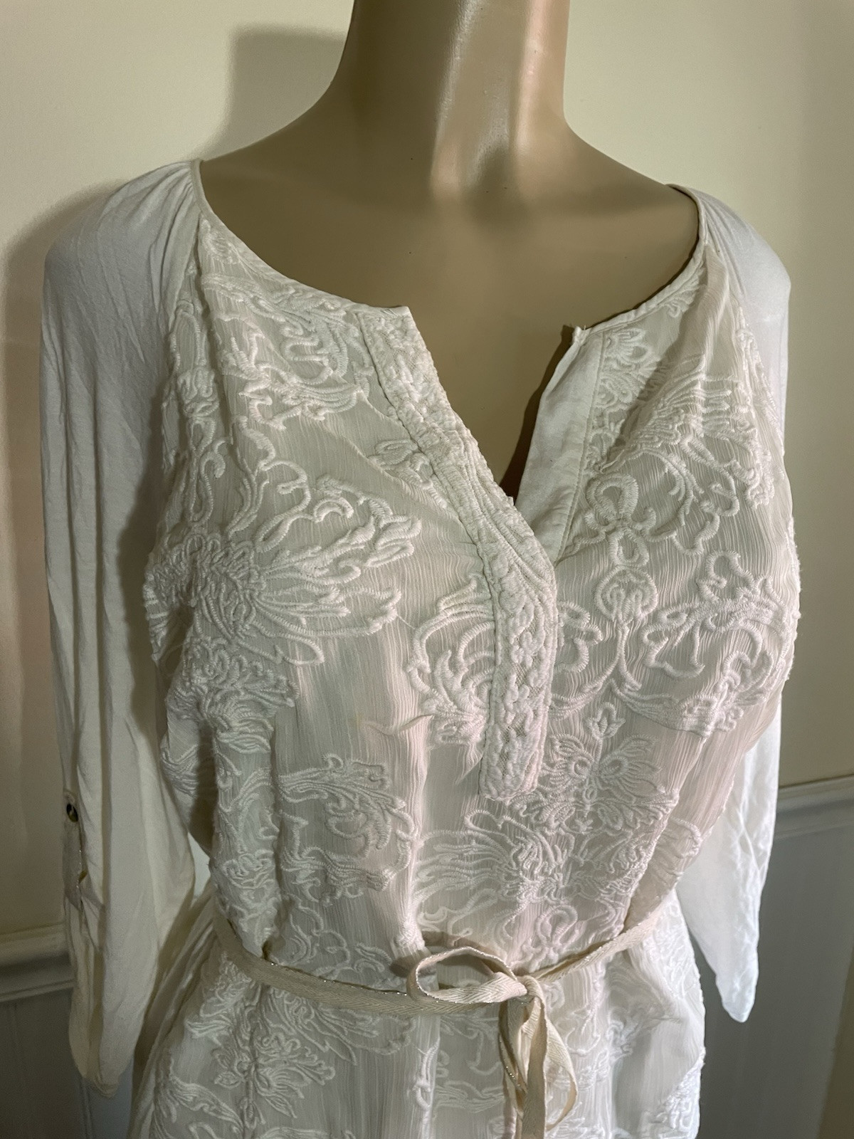 White XL Embroidered Mini Dress With Liner. TINY brand 100 % Polyester.
