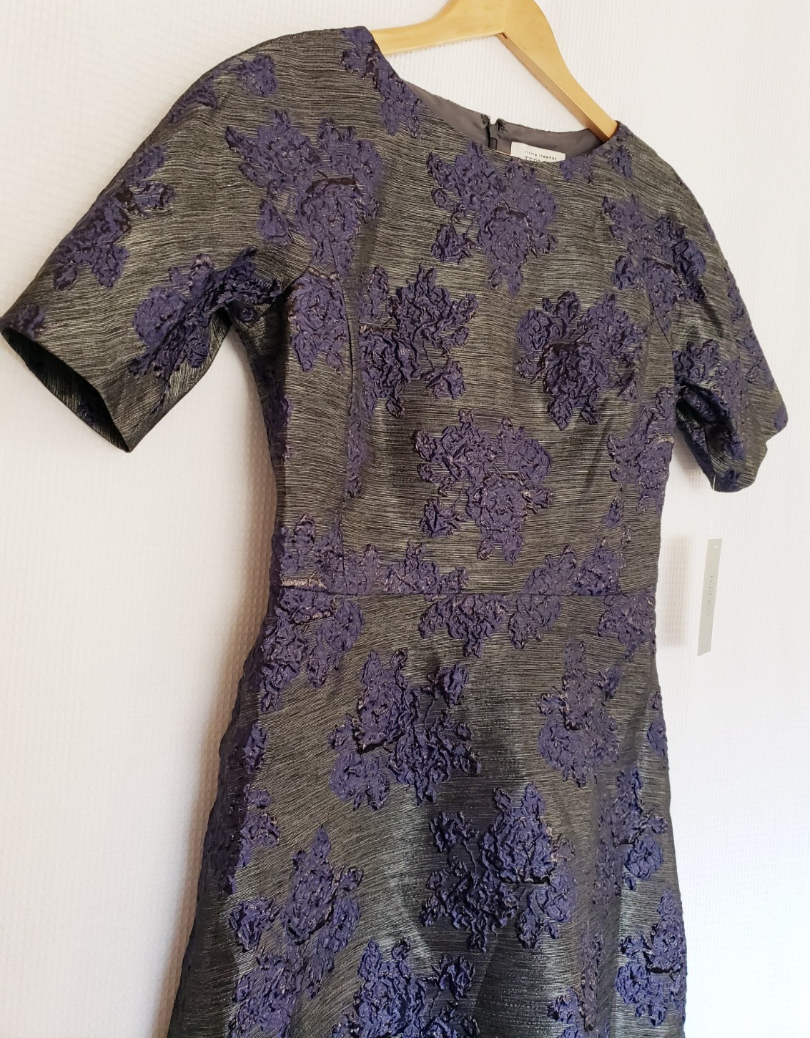 Rickie Freeman Teri Jon Metallic Floral Jacquard Sheath Dress Size 6 MSRP $490