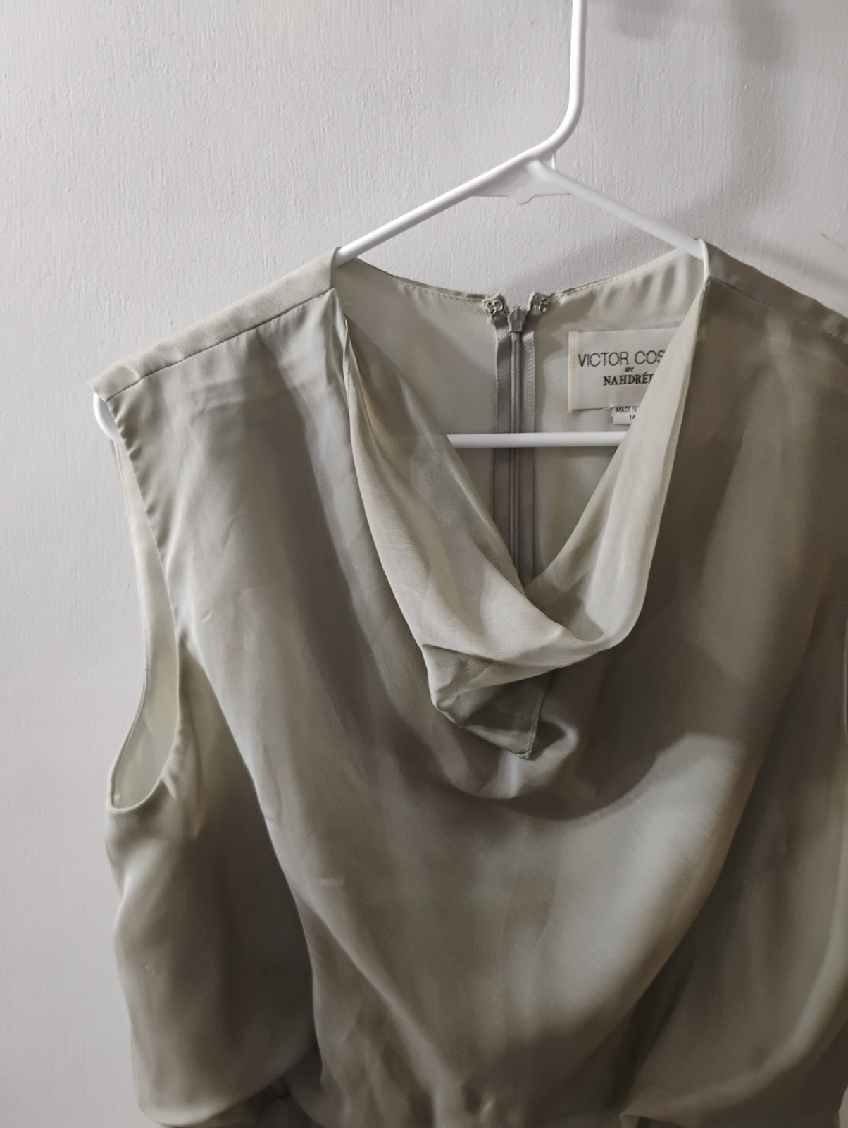 PERFECT CONDITION VINTAGE VICTOR COSTA AND NAHDREE GOWN