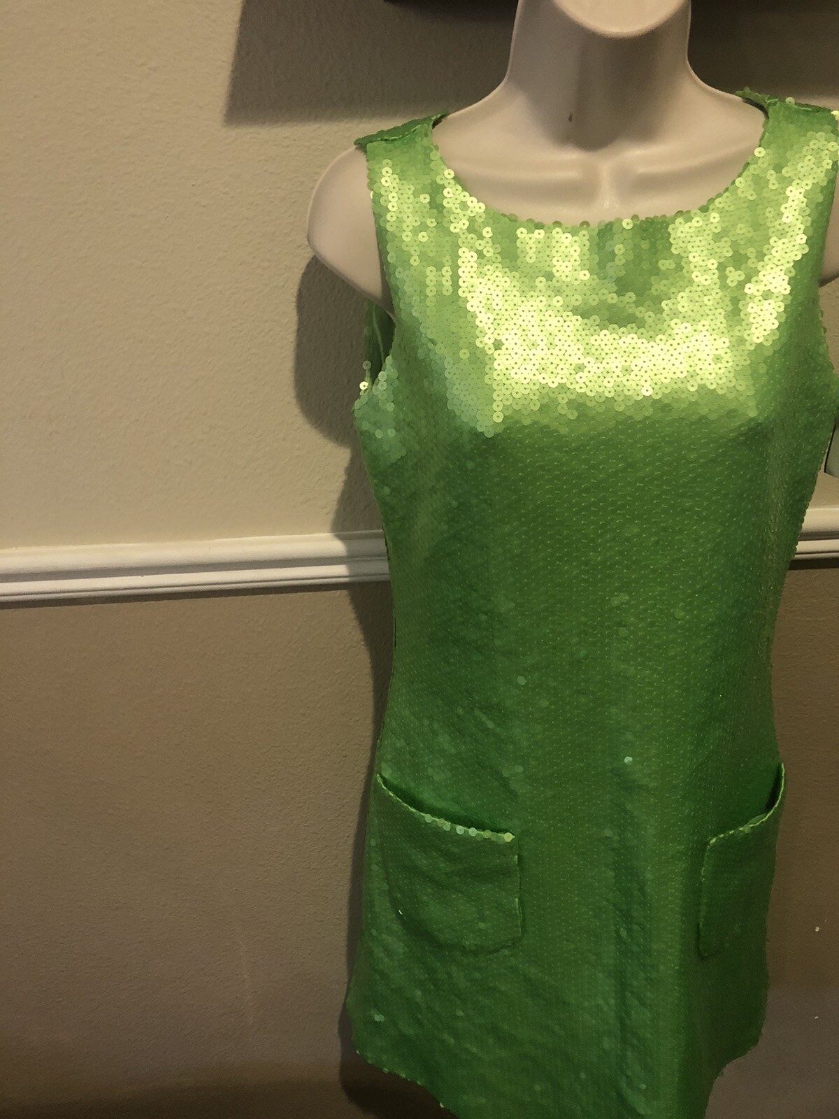 Vintage Jeanette Kastenberg Silk Sequin Mod Dress Green. Size 4-6