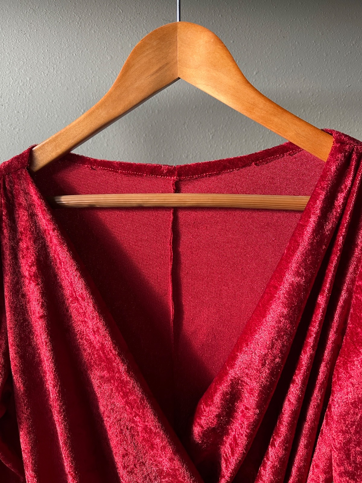 Luxurious Red Velour Midi Faux-Wrap Vampy Classic Retro Cinched-Waist Dress | XL