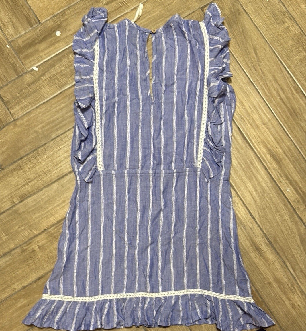 Blue Island Dress. Light Blue And White Sleeveless. Size L.