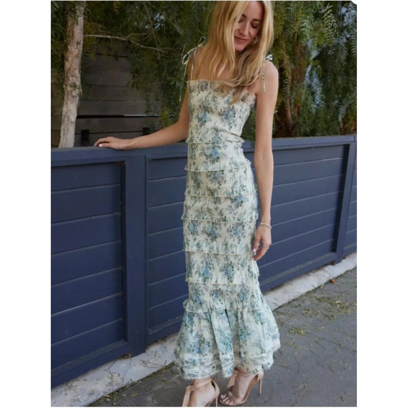 V. Chapman Geranium Dress in Blue Bouquet Botanical Smocked Ruffle Sz US 6 Maxi