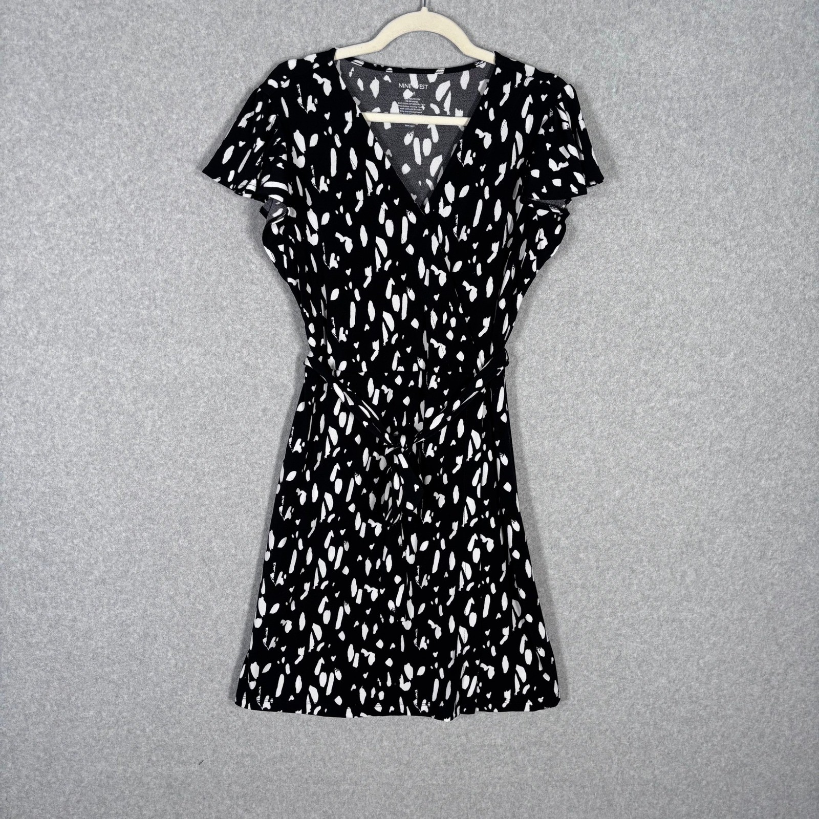 Nine West Wrap Dress Medium Tie Belt Slinky Liquid Knit Abstract Artsy Dalmatian